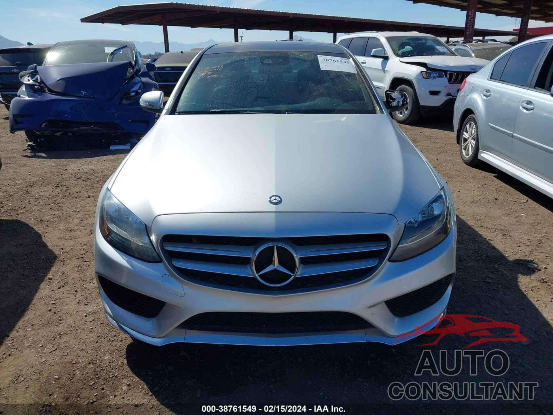 MERCEDES-BENZ C 300 2016 - 55SWF4JB2GU132946