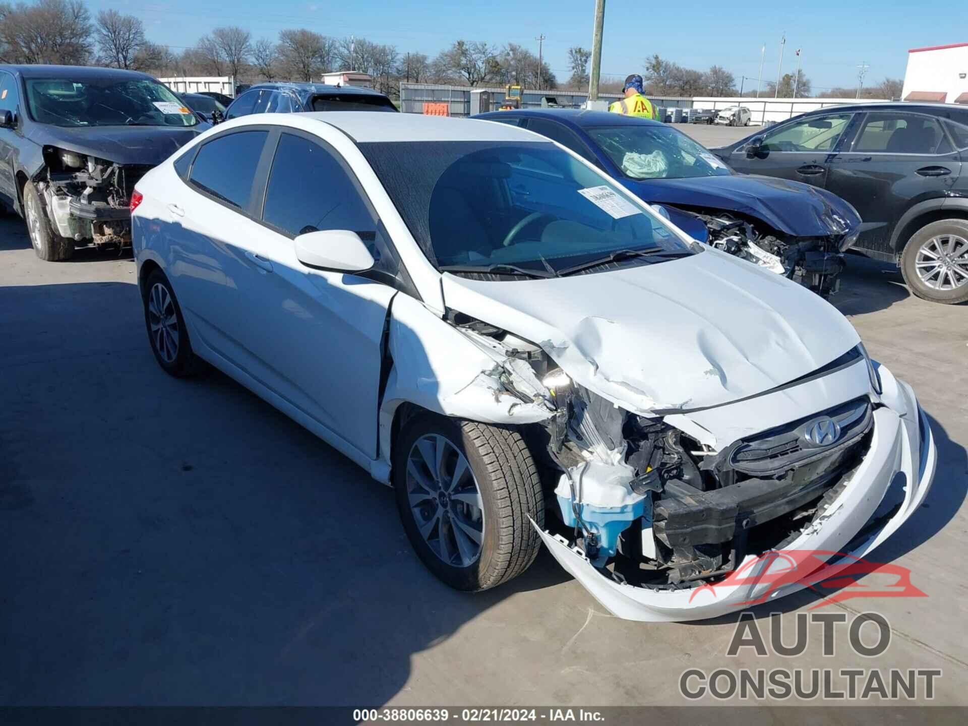 HYUNDAI ACCENT 2017 - KMHCT4AE2HU369738