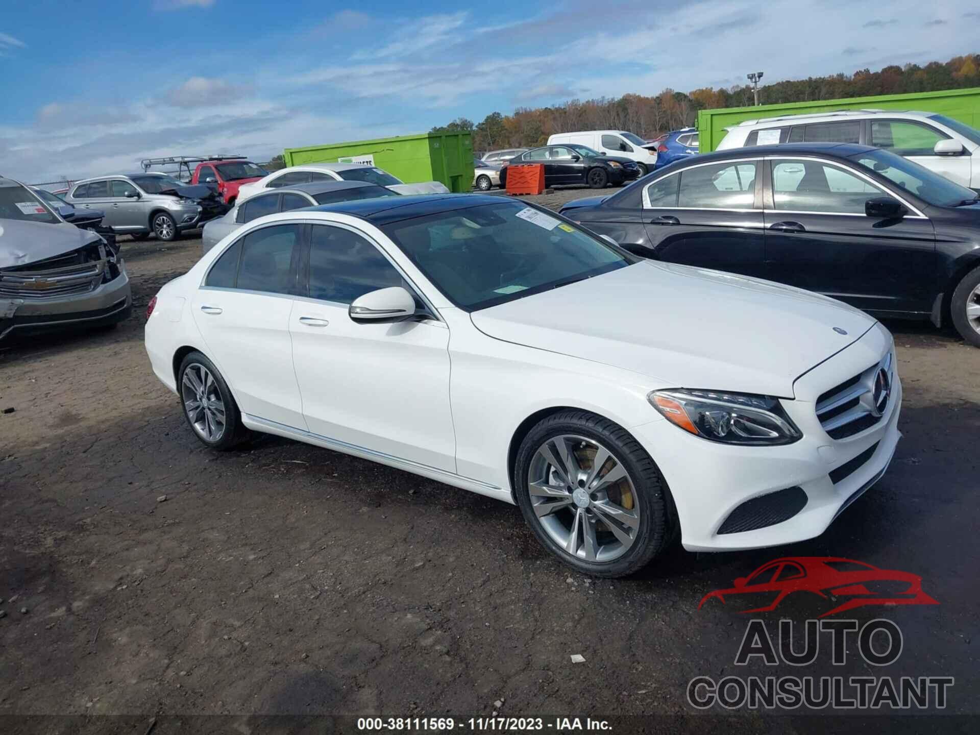 MERCEDES-BENZ C 300 2016 - 55SWF4JB9GU157813