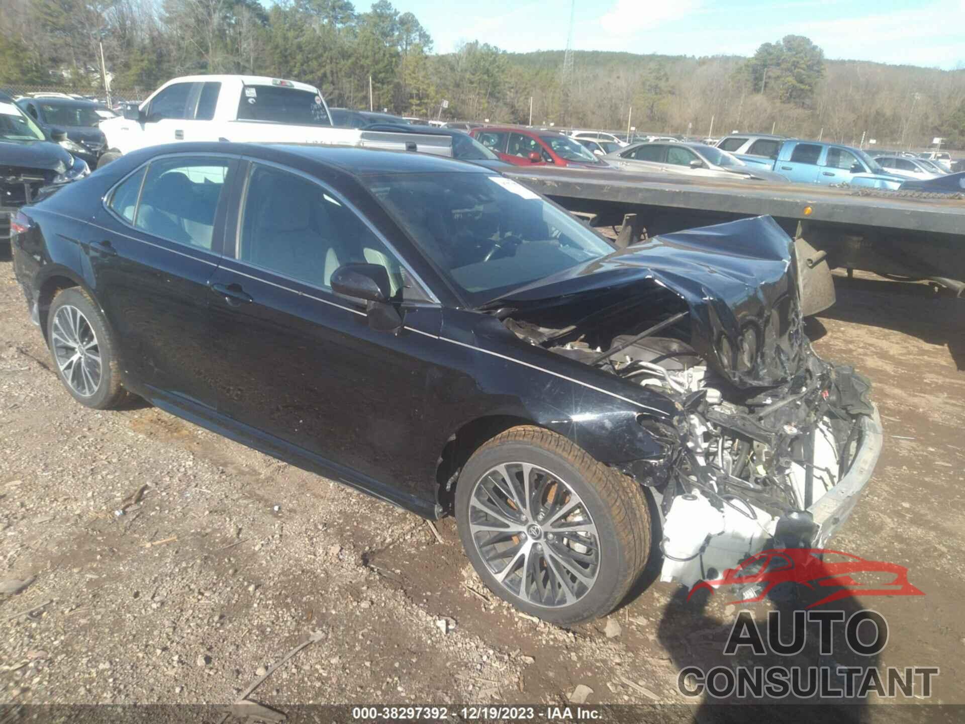 TOYOTA CAMRY 2020 - 4T1G11AK7LU370789