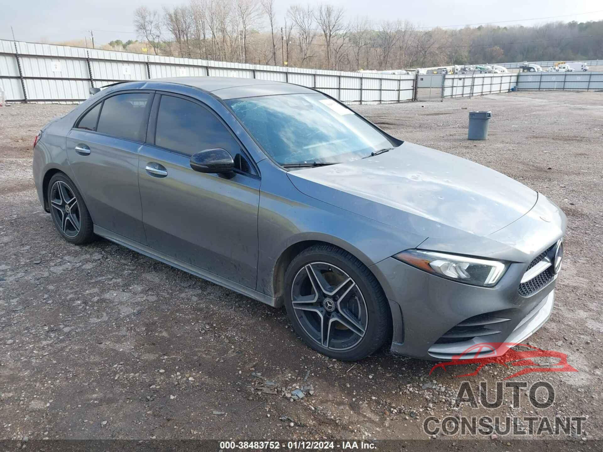 MERCEDES-BENZ A 220 2019 - WDD3G4EB3KW001224