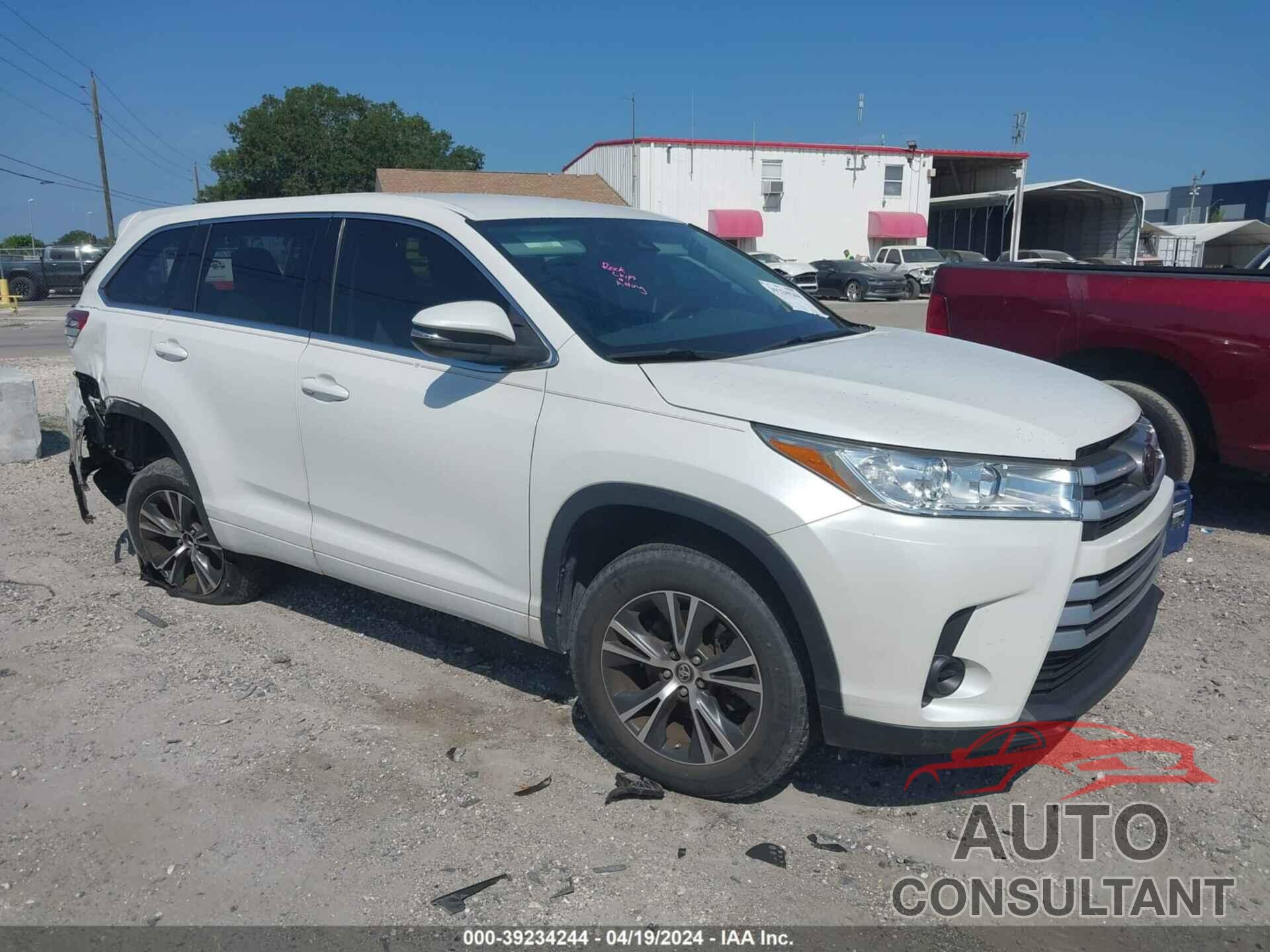 TOYOTA HIGHLANDER 2018 - 5TDZZRFH9JS282099