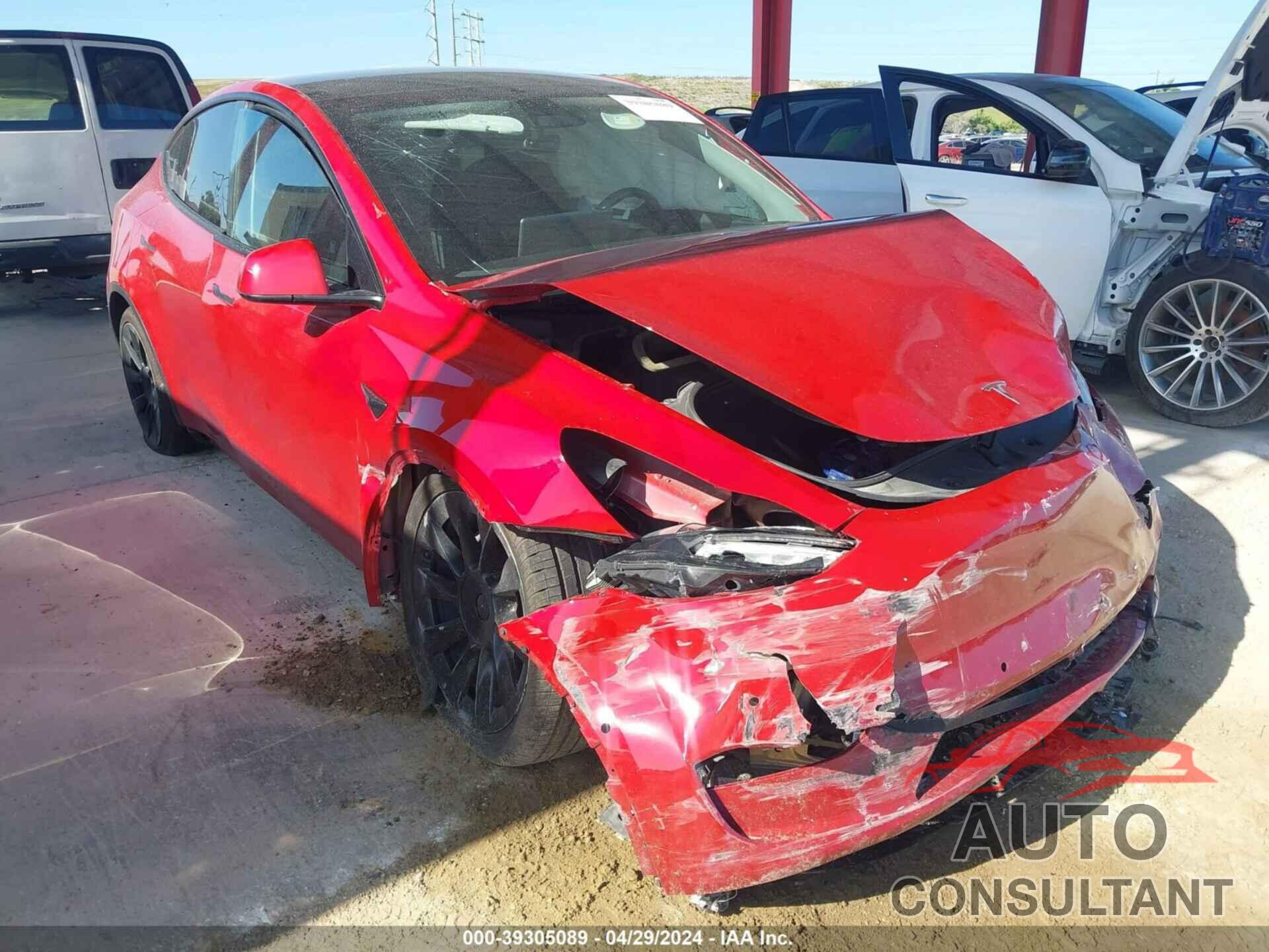 TESLA MODEL Y 2021 - 5YJYGDEDXMF106352