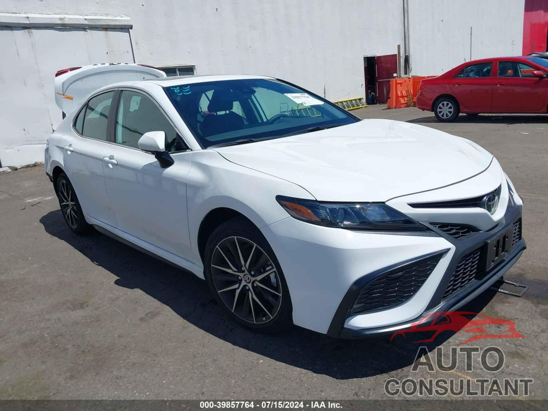 TOYOTA CAMRY 2024 - 4T1T11AK9RU841221