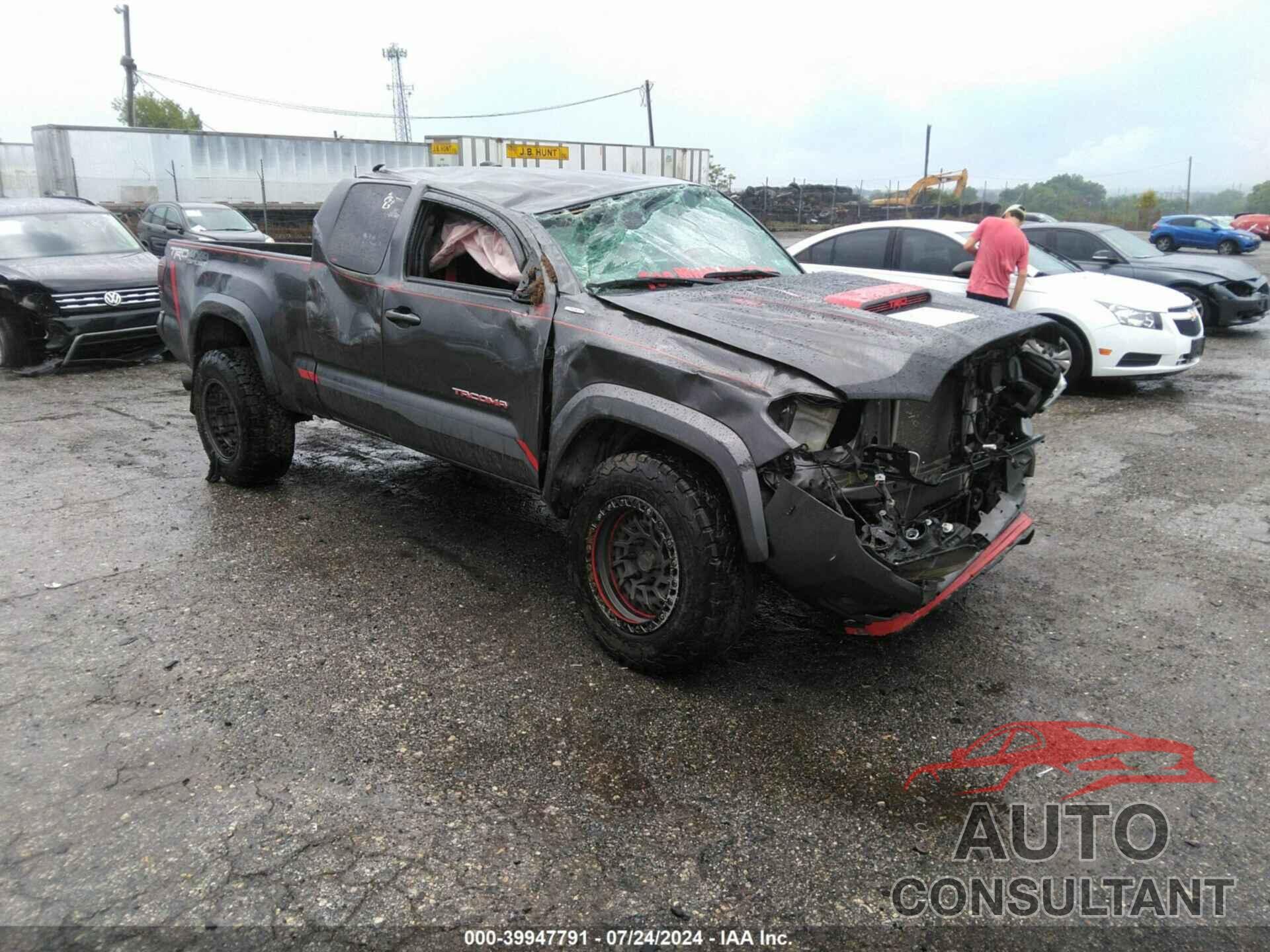 TOYOTA TACOMA 2018 - 5TFSZ5AN5JX150636