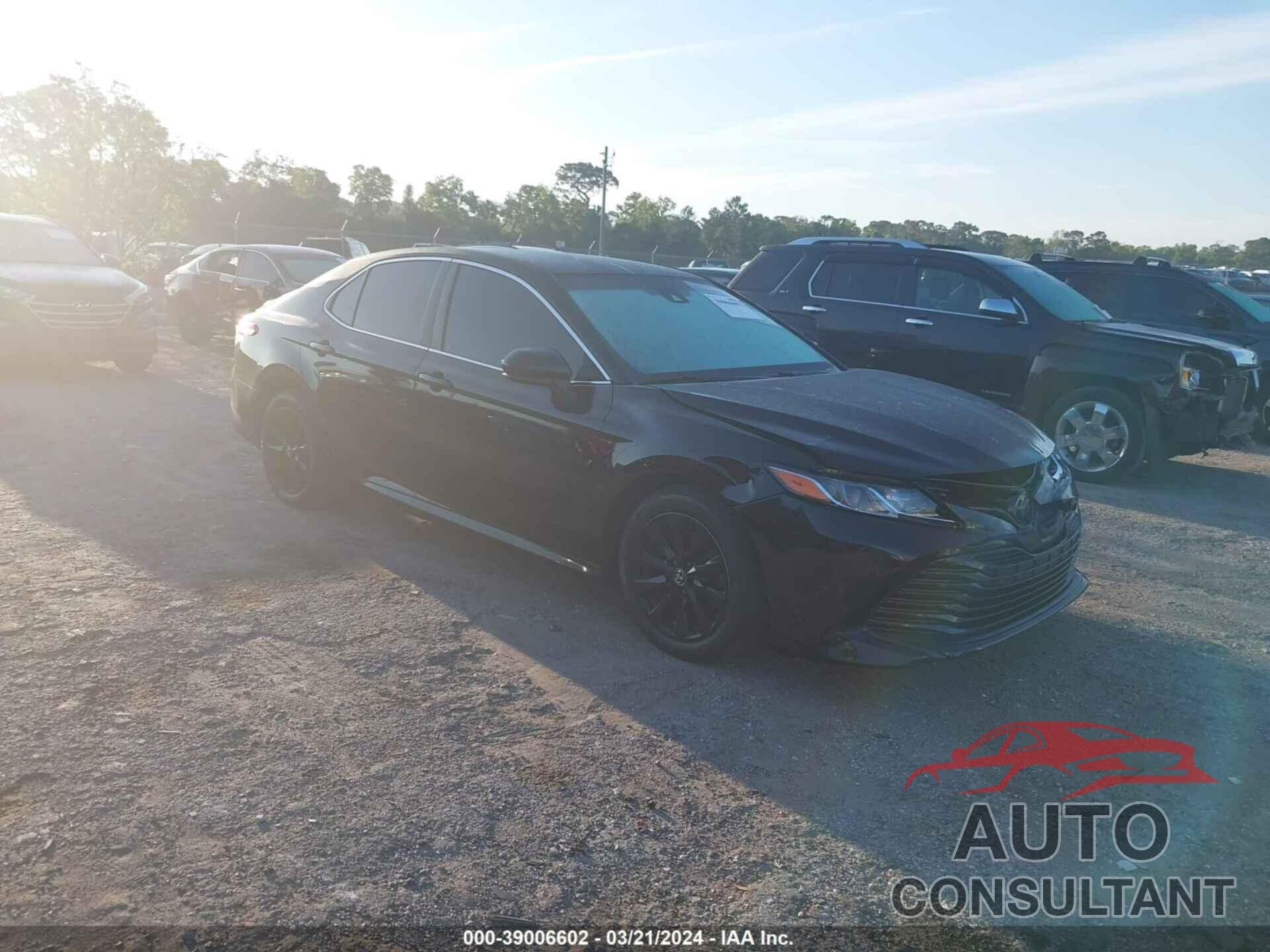 TOYOTA CAMRY 2019 - 4T1B11HK5KU190855