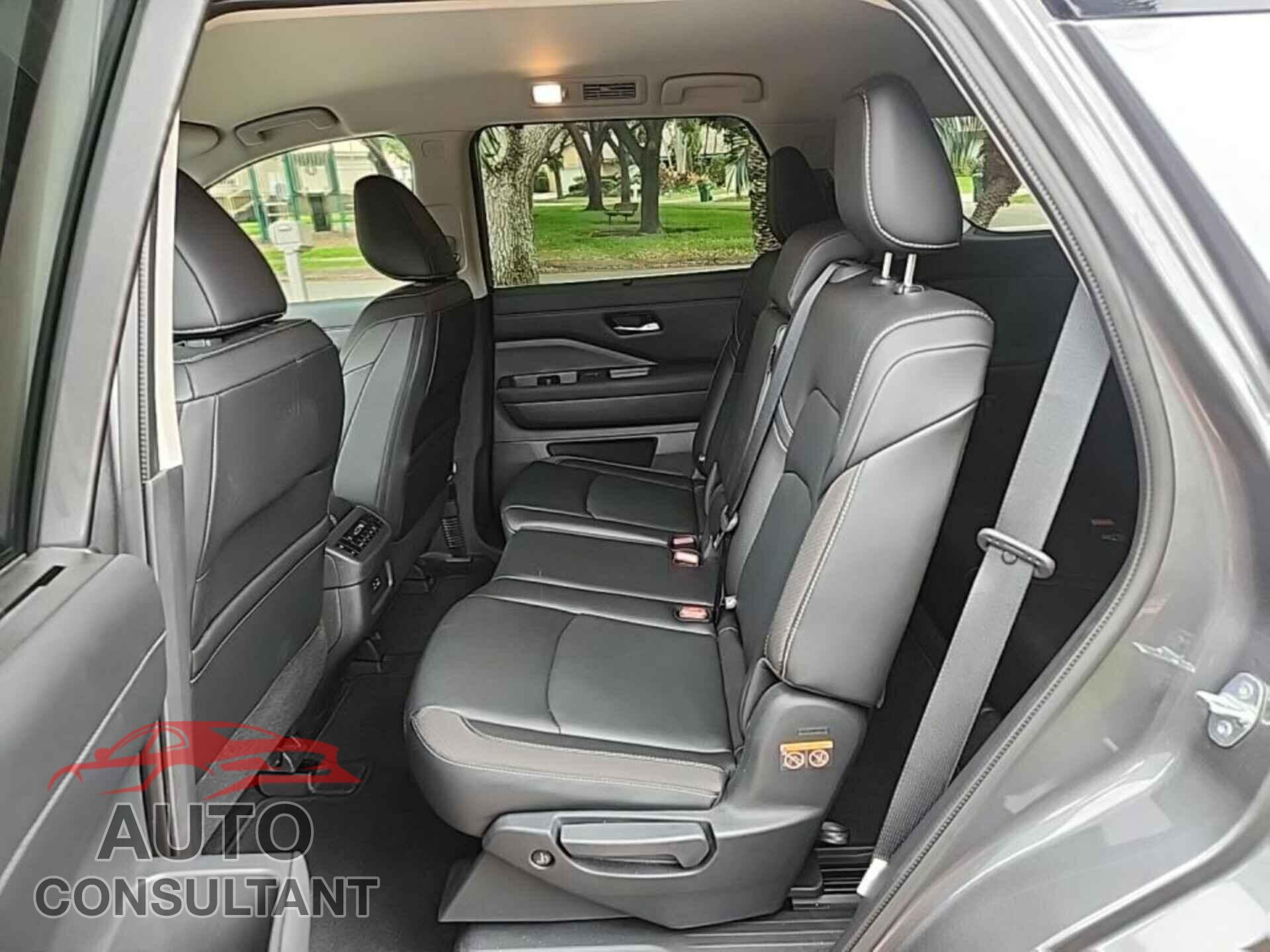 NISSAN PATHFINDER 2023 - 5N1DR3CC5PC211343