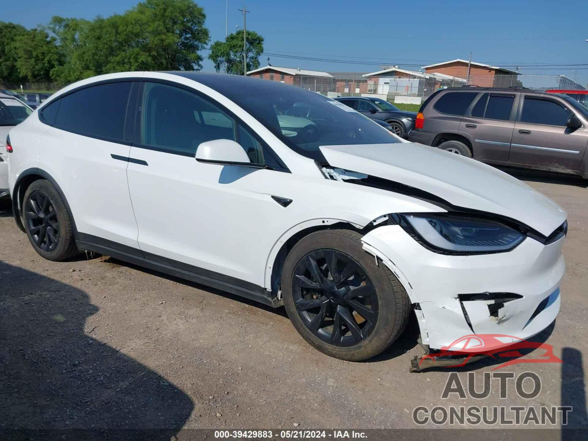 TESLA MODEL X 2023 - 7SAXCBE53PF405838