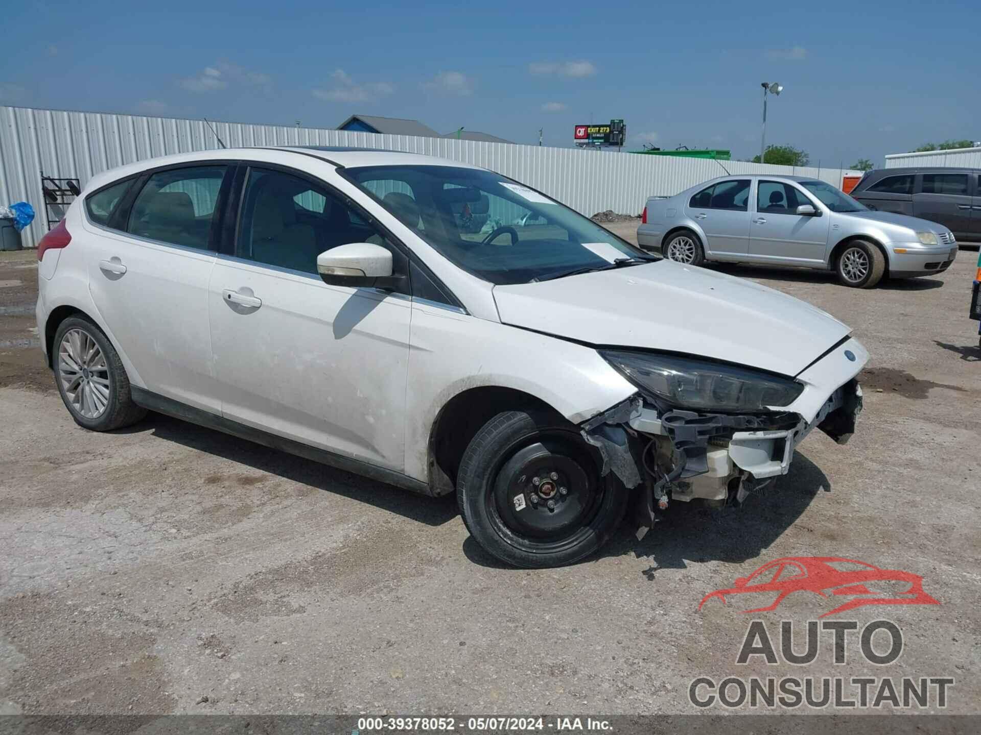 FORD FOCUS 2016 - 1FADP3N22GL311551