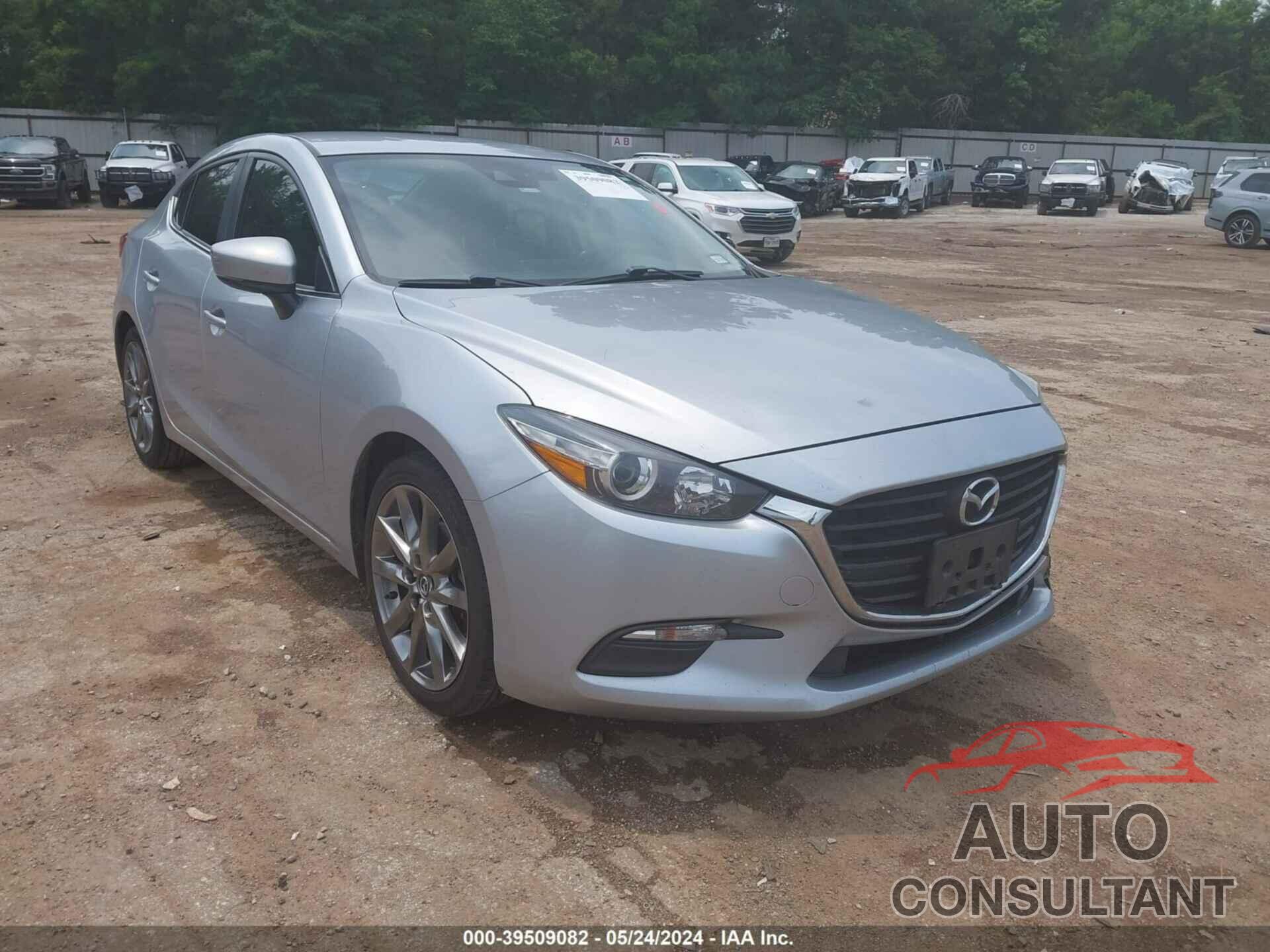 MAZDA MAZDA3 2018 - 3MZBN1V39JM206271