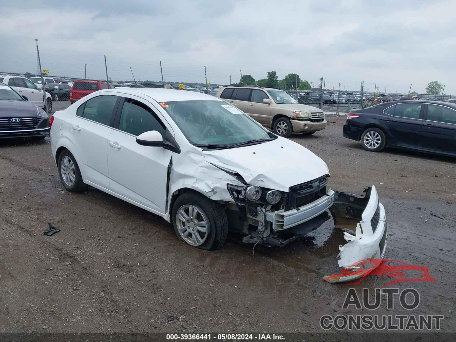 CHEVROLET SONIC 2016 - 1G1JC5SH6G4139136