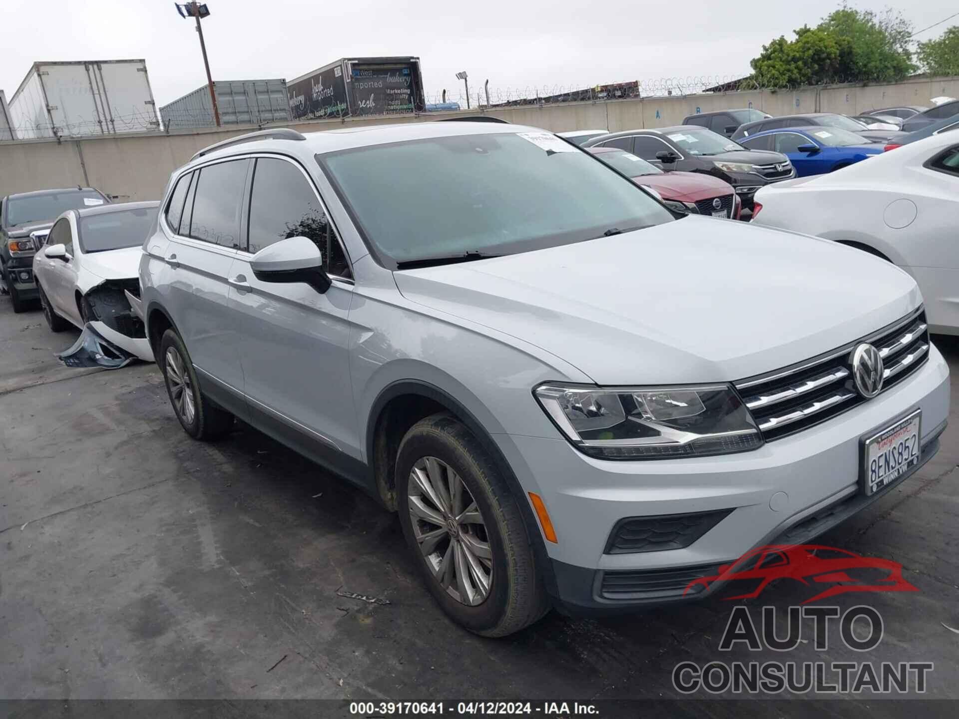 VOLKSWAGEN TIGUAN 2018 - 3VV3B7AX2JM161901