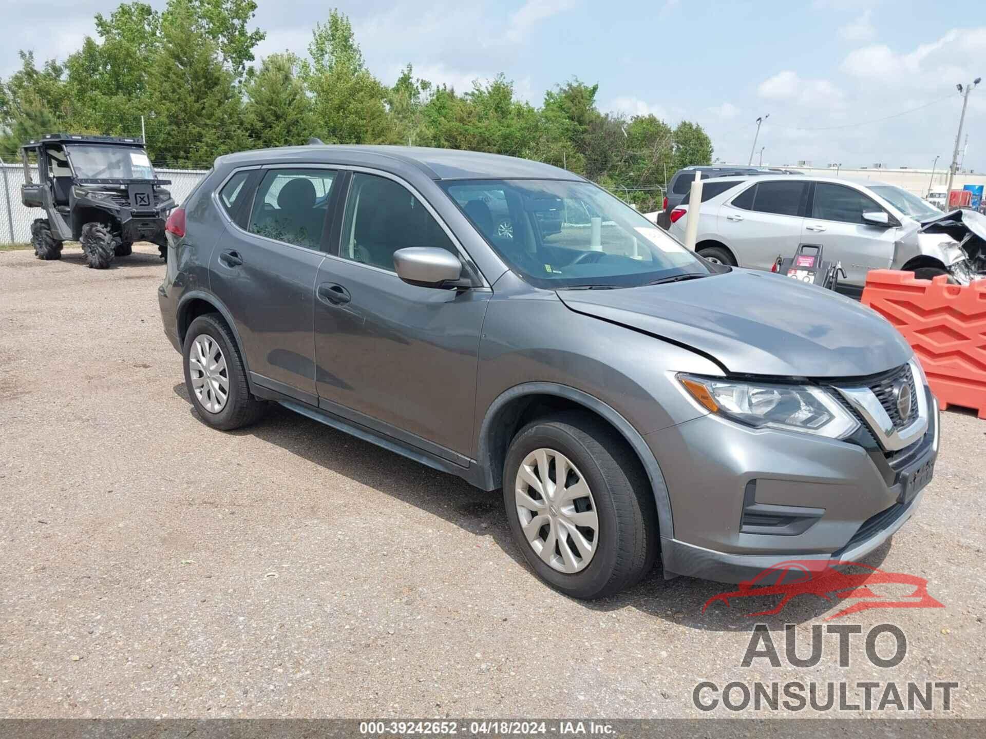 NISSAN ROGUE 2018 - KNMAT2MV8JP564534