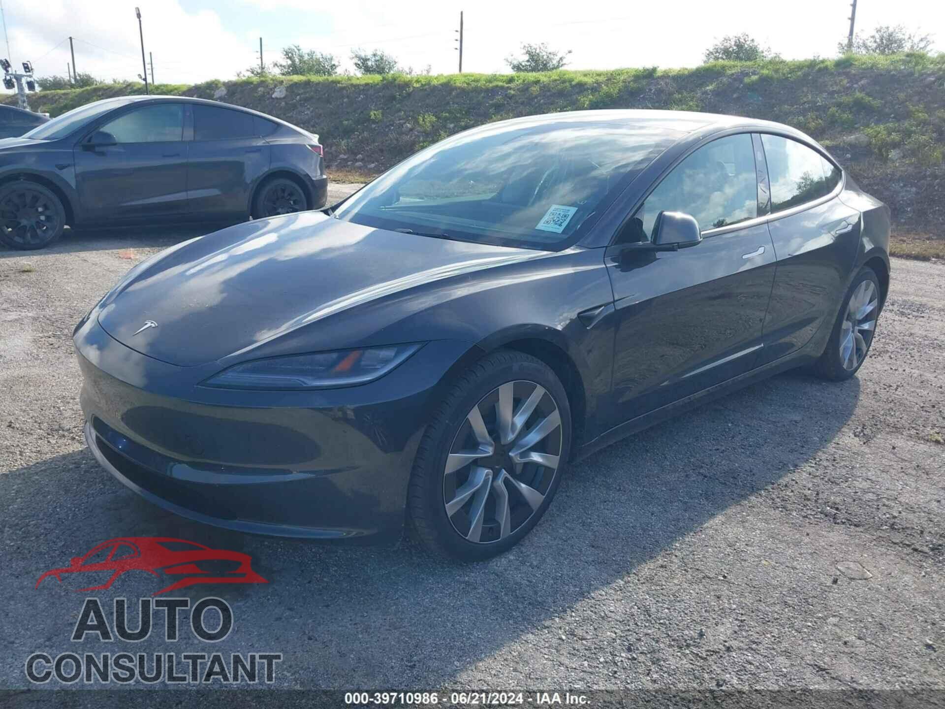 TESLA MODEL 3 2024 - 5YJ3E1EA1RF761589