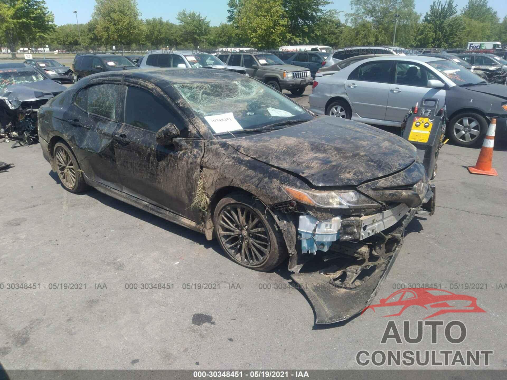 TOYOTA CAMRY 2020 - 4T1G11AK7LU313704