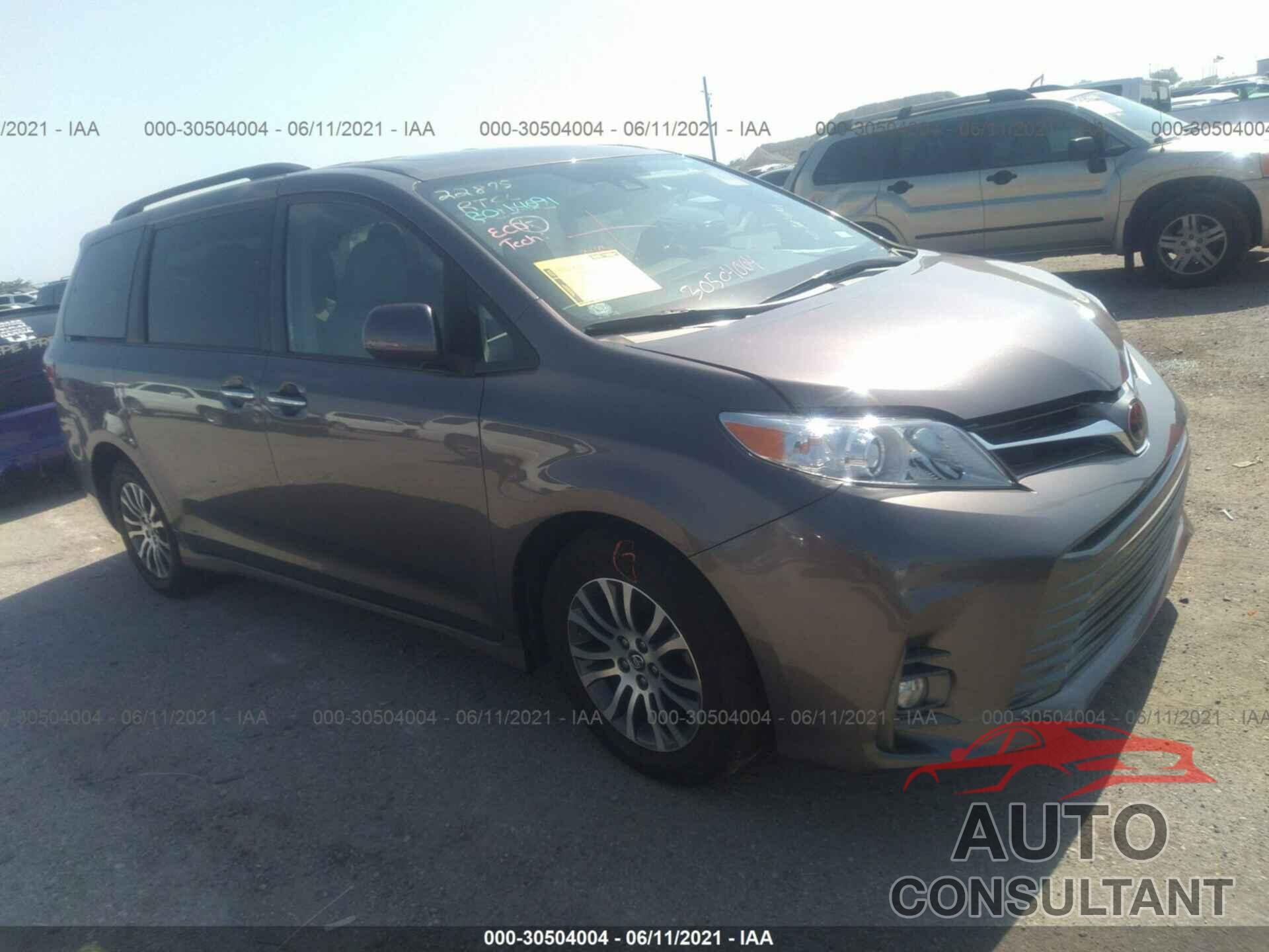 TOYOTA SIENNA 2019 - 5TDYZ3DC8KS996792