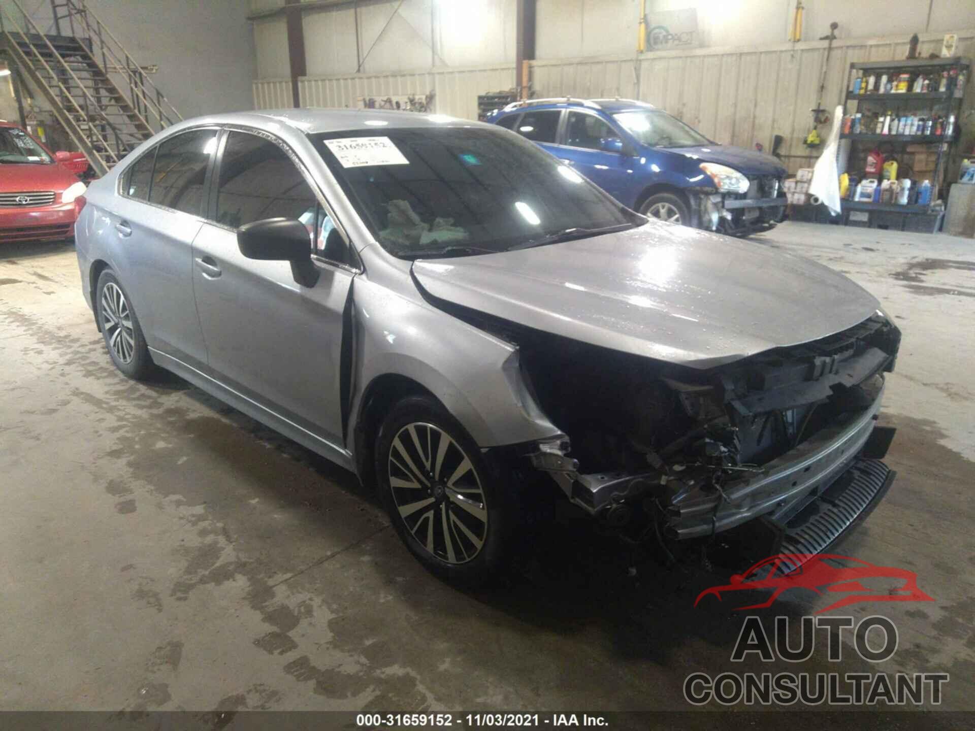 SUBARU LEGACY 2019 - 4S3BNAB63K3034517