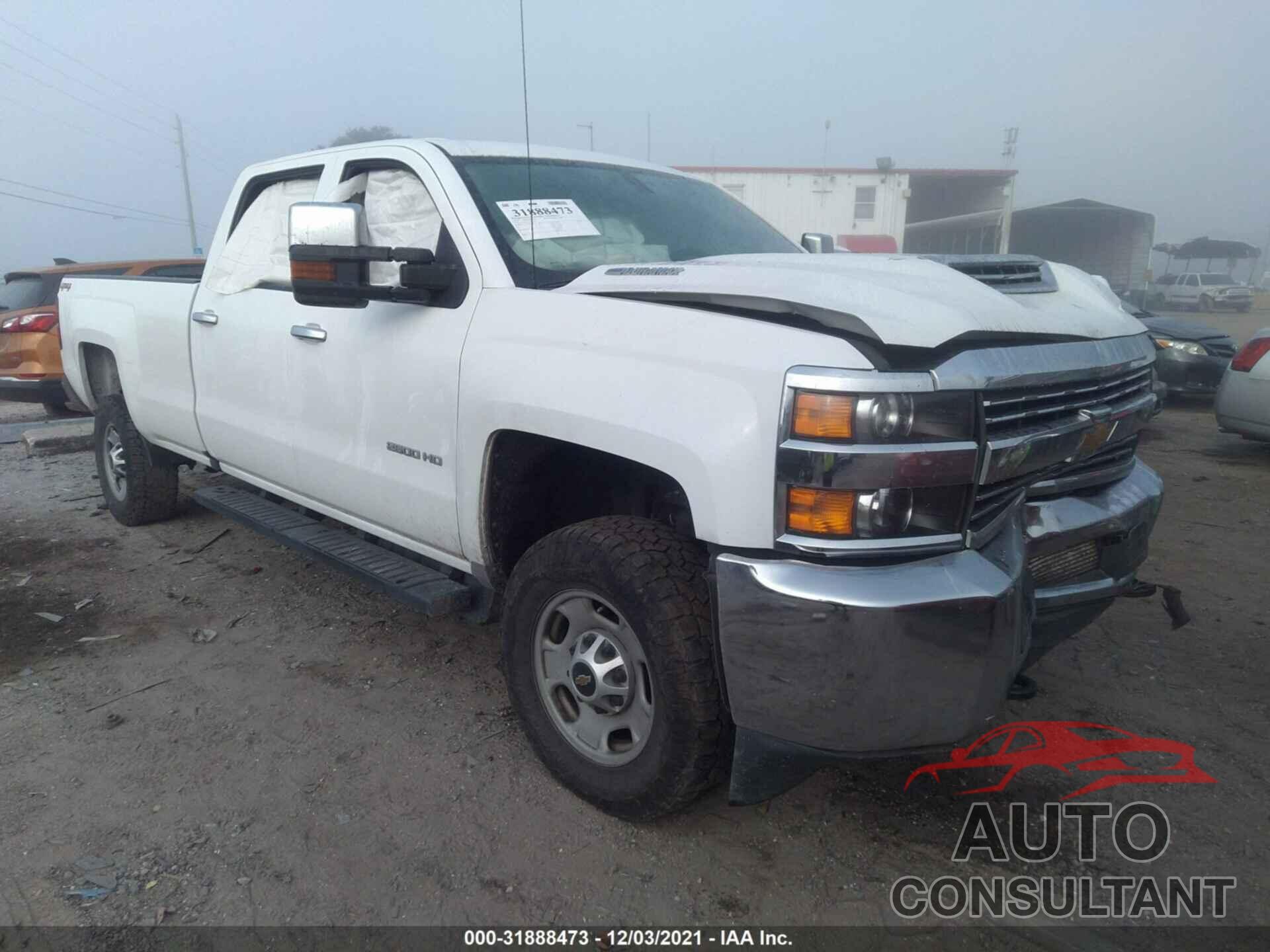 CHEVROLET SILVERADO 2500HD 2018 - 1GC1KUEY2JF268342