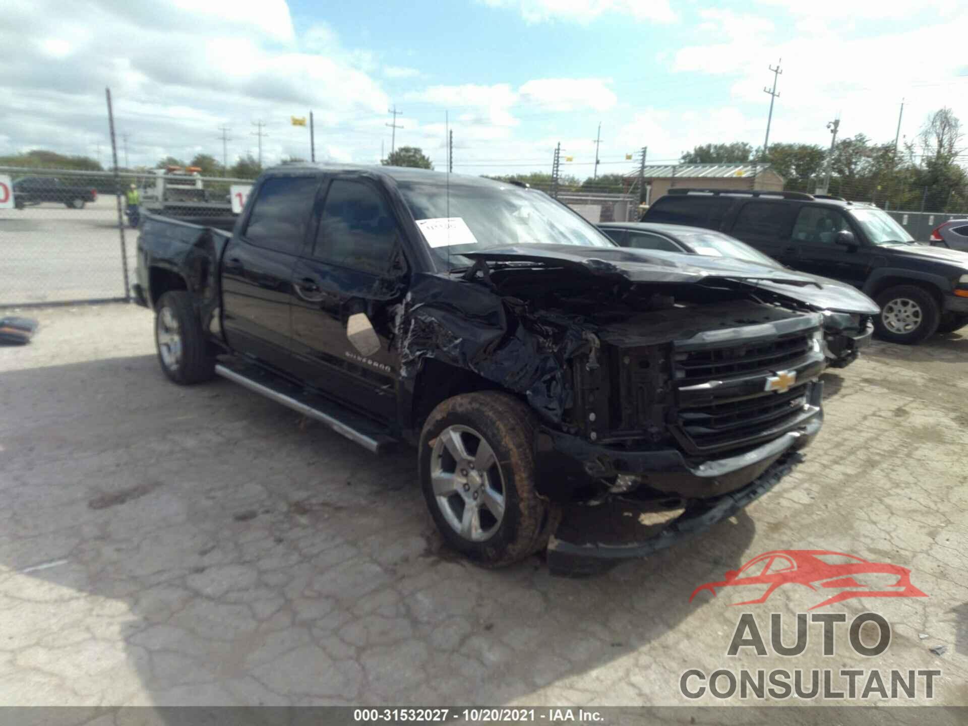 CHEVROLET SILVERADO 1500 2017 - 1GCUKREC2HF115176