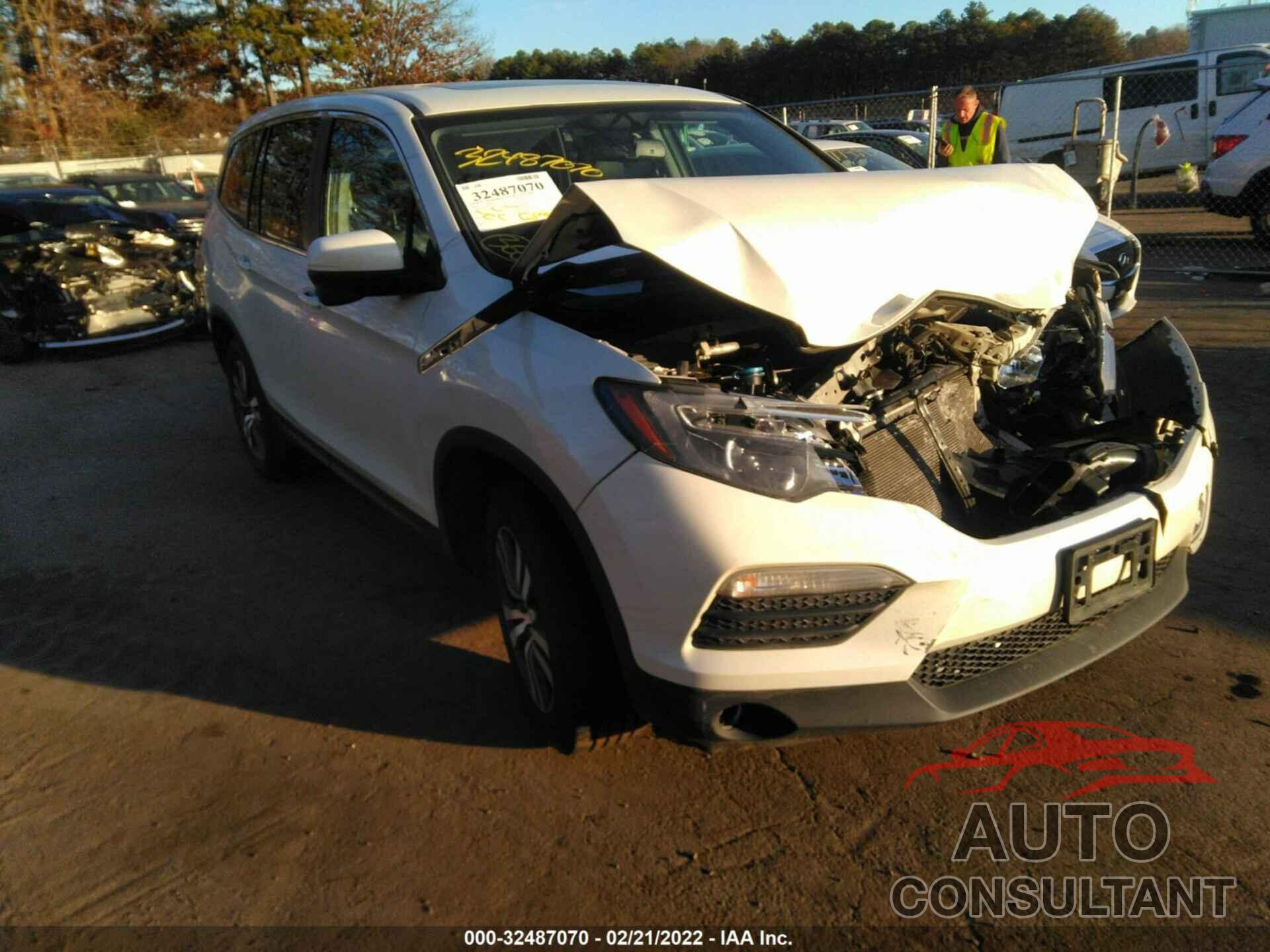 HONDA PILOT 2018 - 5FNYF6H5XJB054915