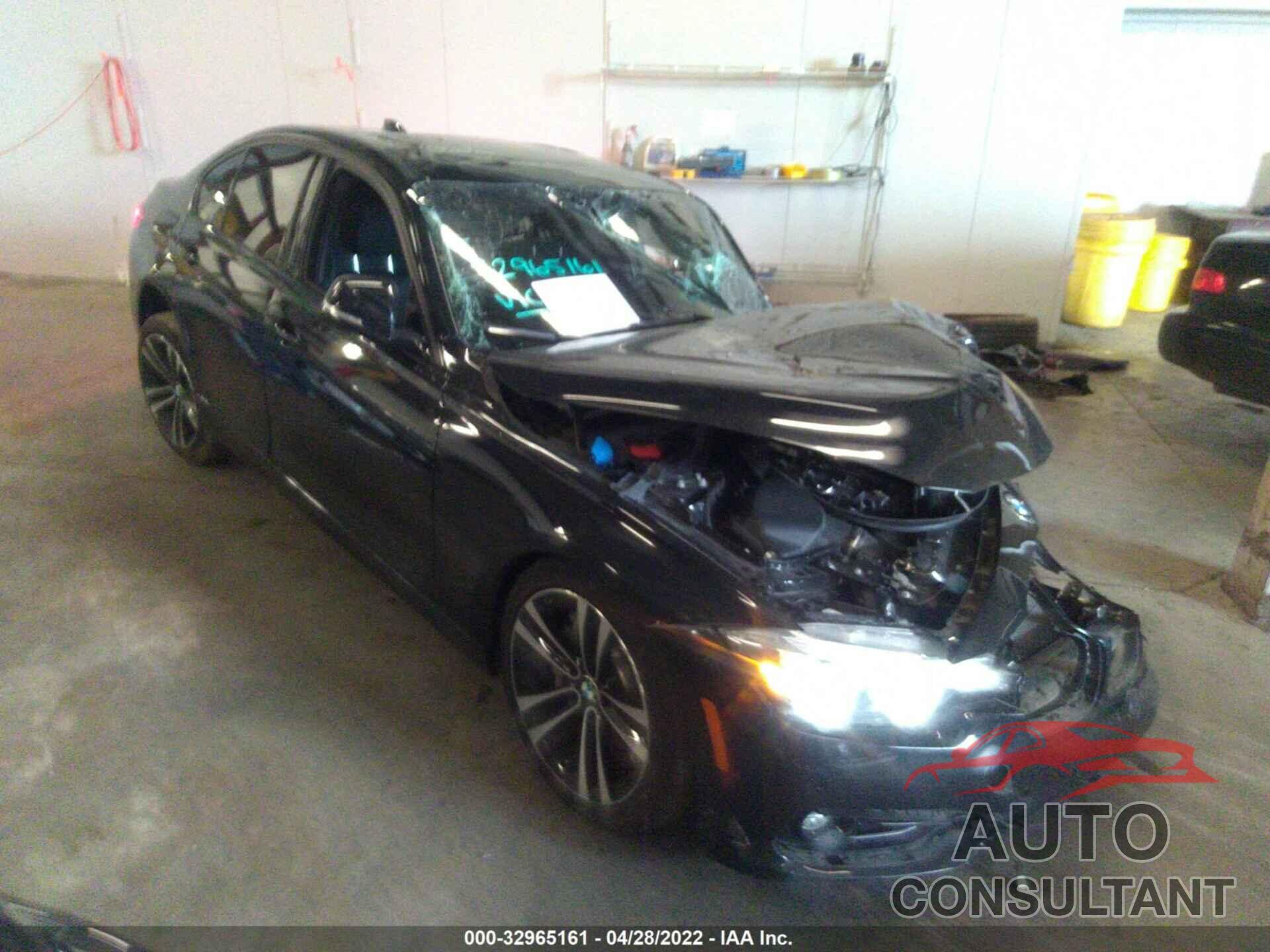 BMW 3 SERIES 2018 - WBA8B7C57JA585648
