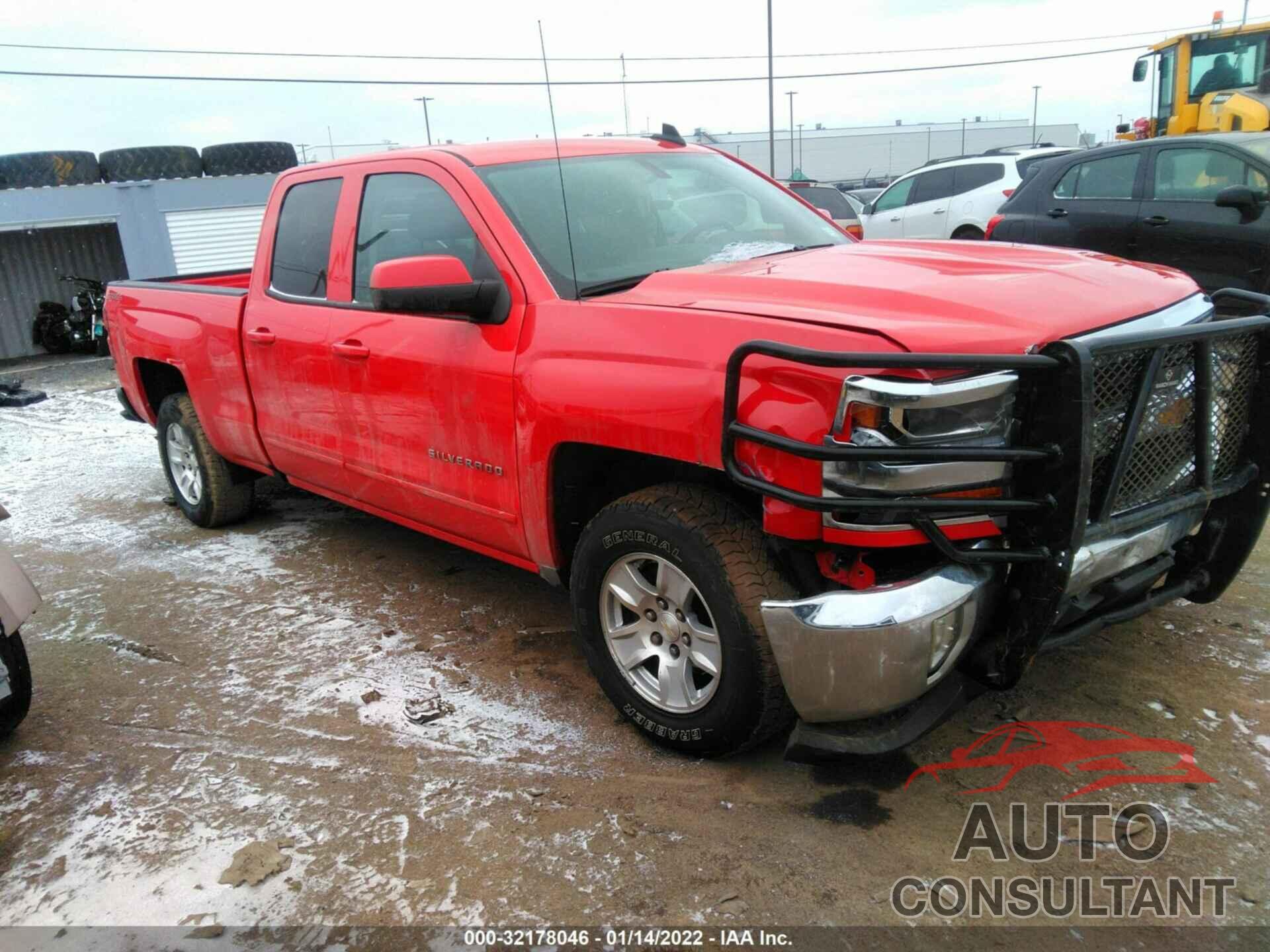 CHEVROLET SILVERADO 1500 2016 - 1GCVKREC3GZ166025