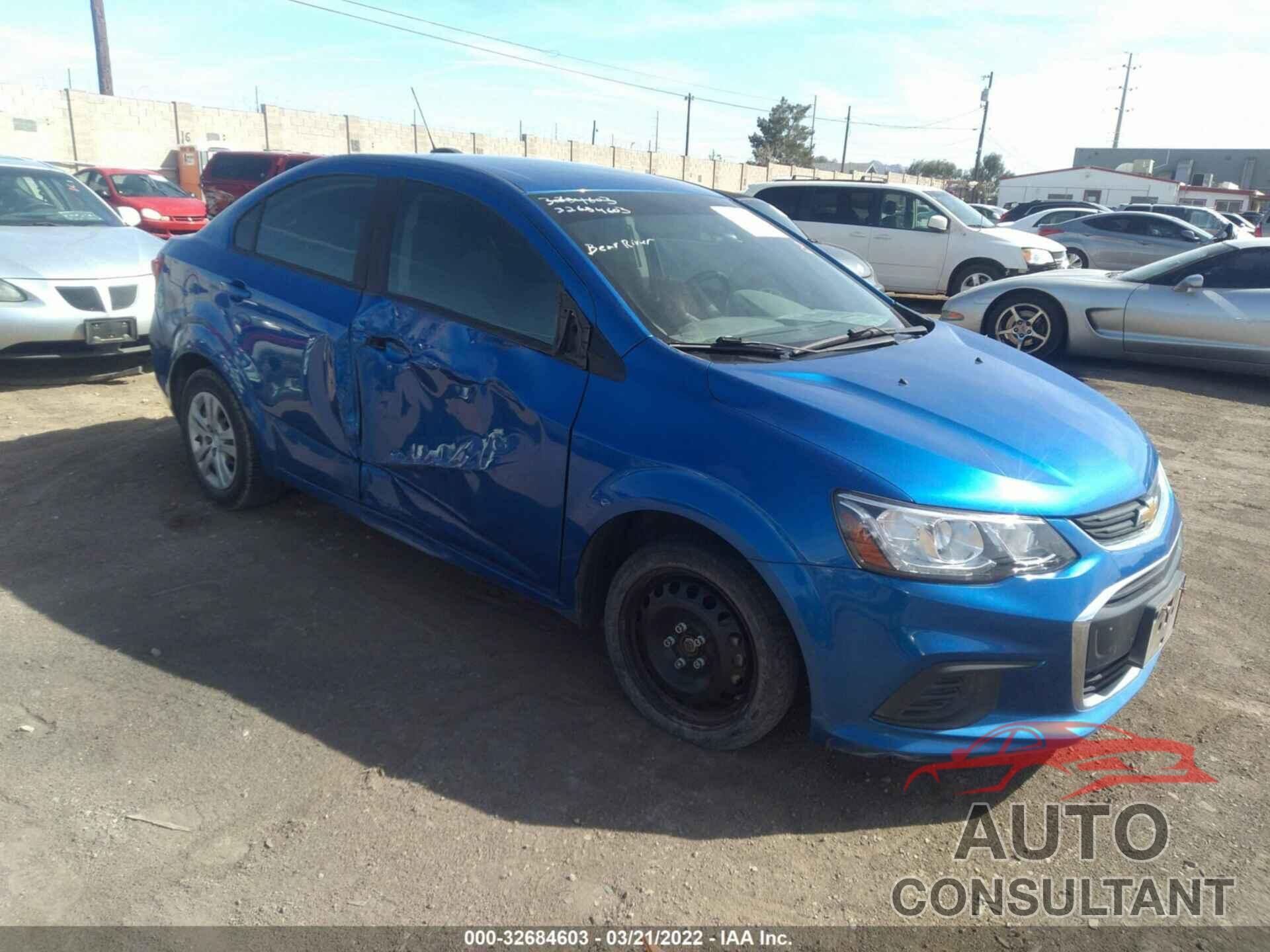 CHEVROLET SONIC 2017 - 1G1JB5SH5H4128360