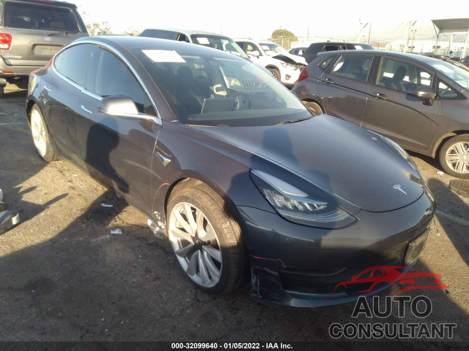 TESLA MODEL 3 2018 - 5YJ3E1EA8JF042697
