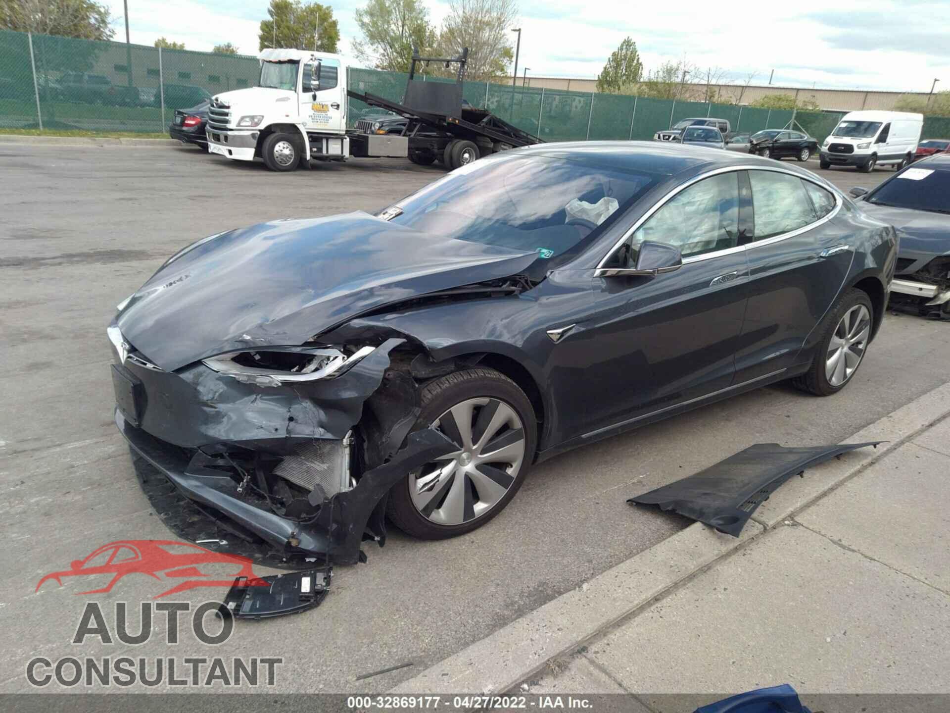 TESLA MODEL S 2020 - 5YJSA1E22LF379028