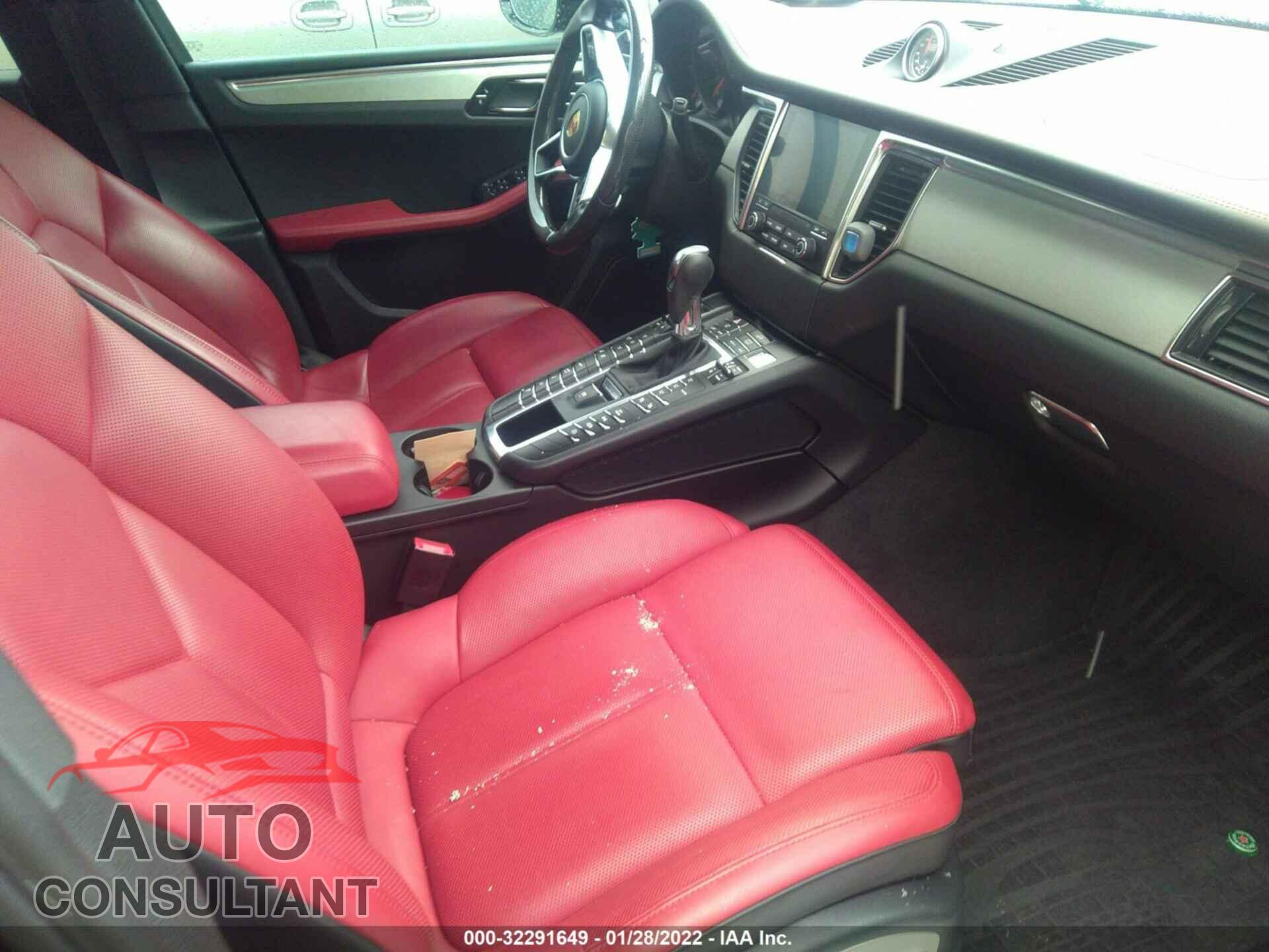 PORSCHE MACAN 2017 - WP1AG2A59HLB50123