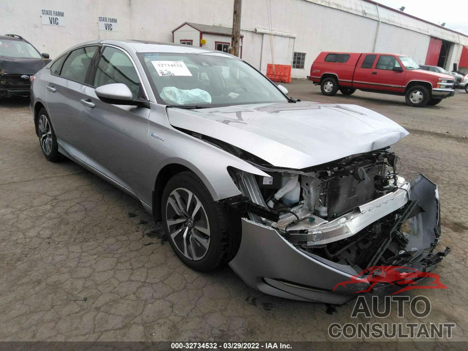 HONDA ACCORD HYBRID 2018 - 1HGCV3F4XJA004614