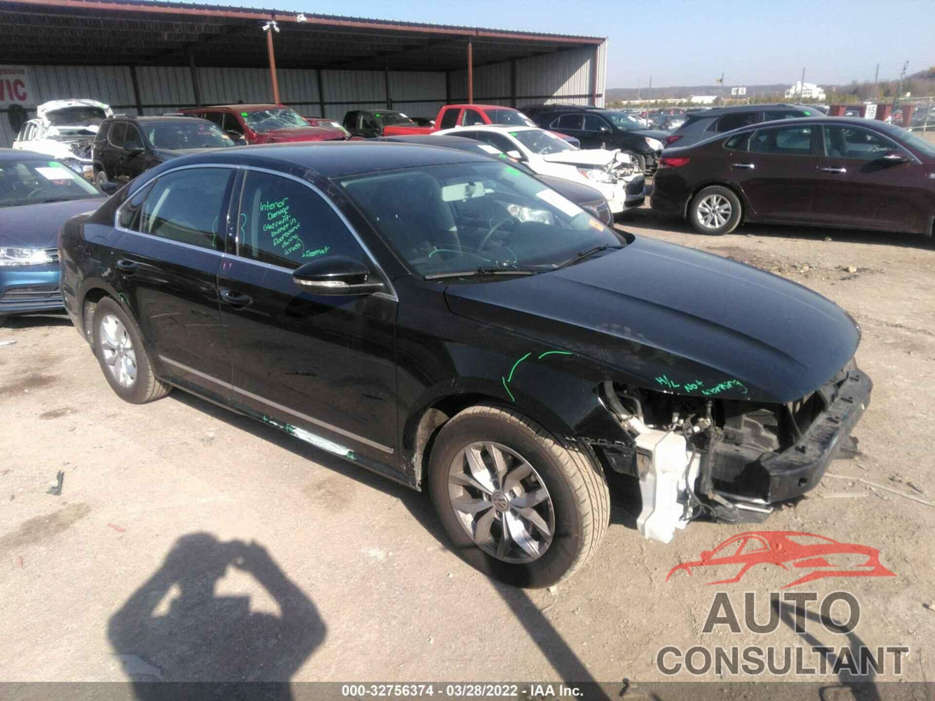 VOLKSWAGEN PASSAT 2016 - 1VWAS7A30GC041296