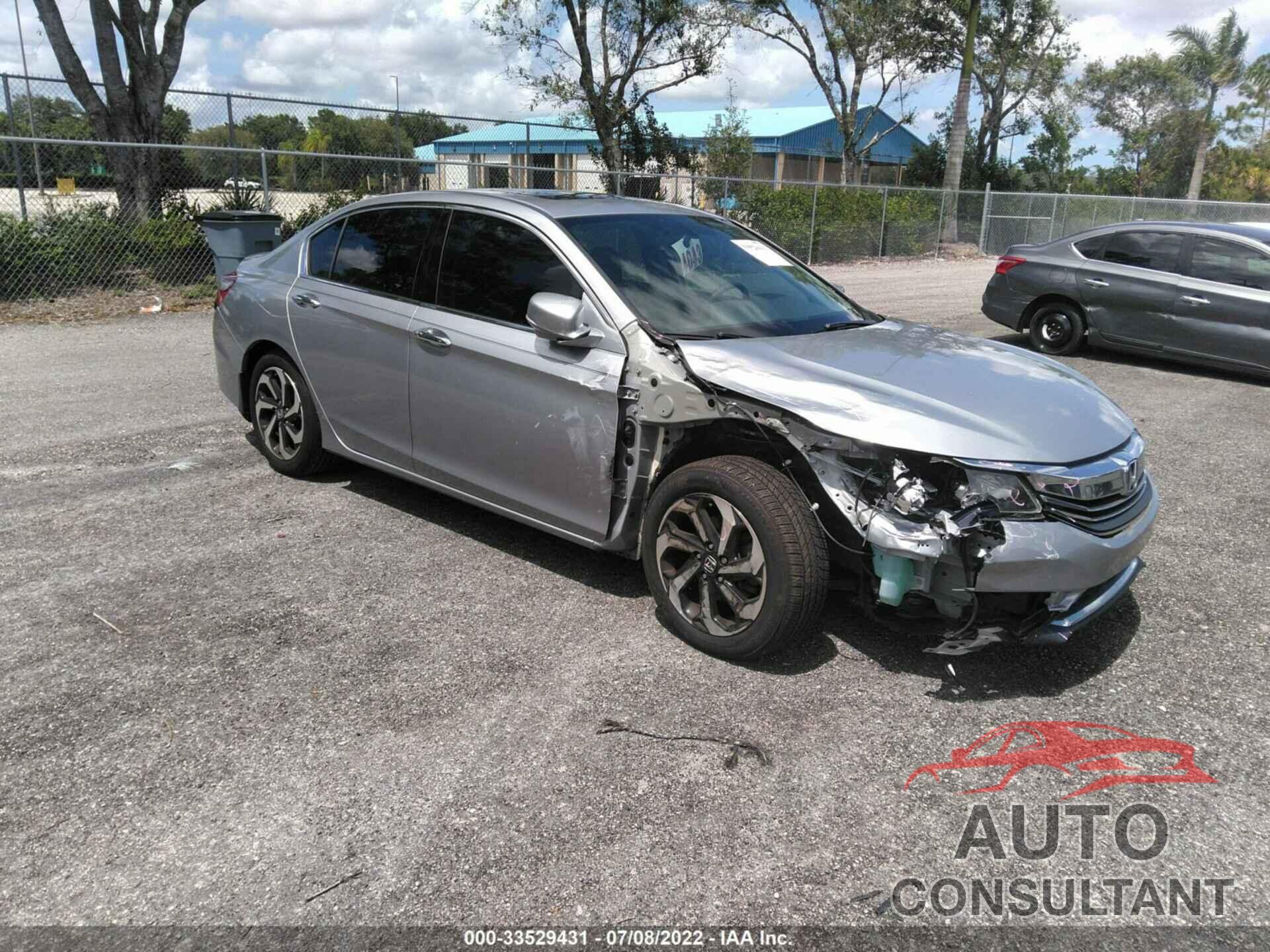 HONDA ACCORD SEDAN 2017 - 1HGCR3F8XHA033676