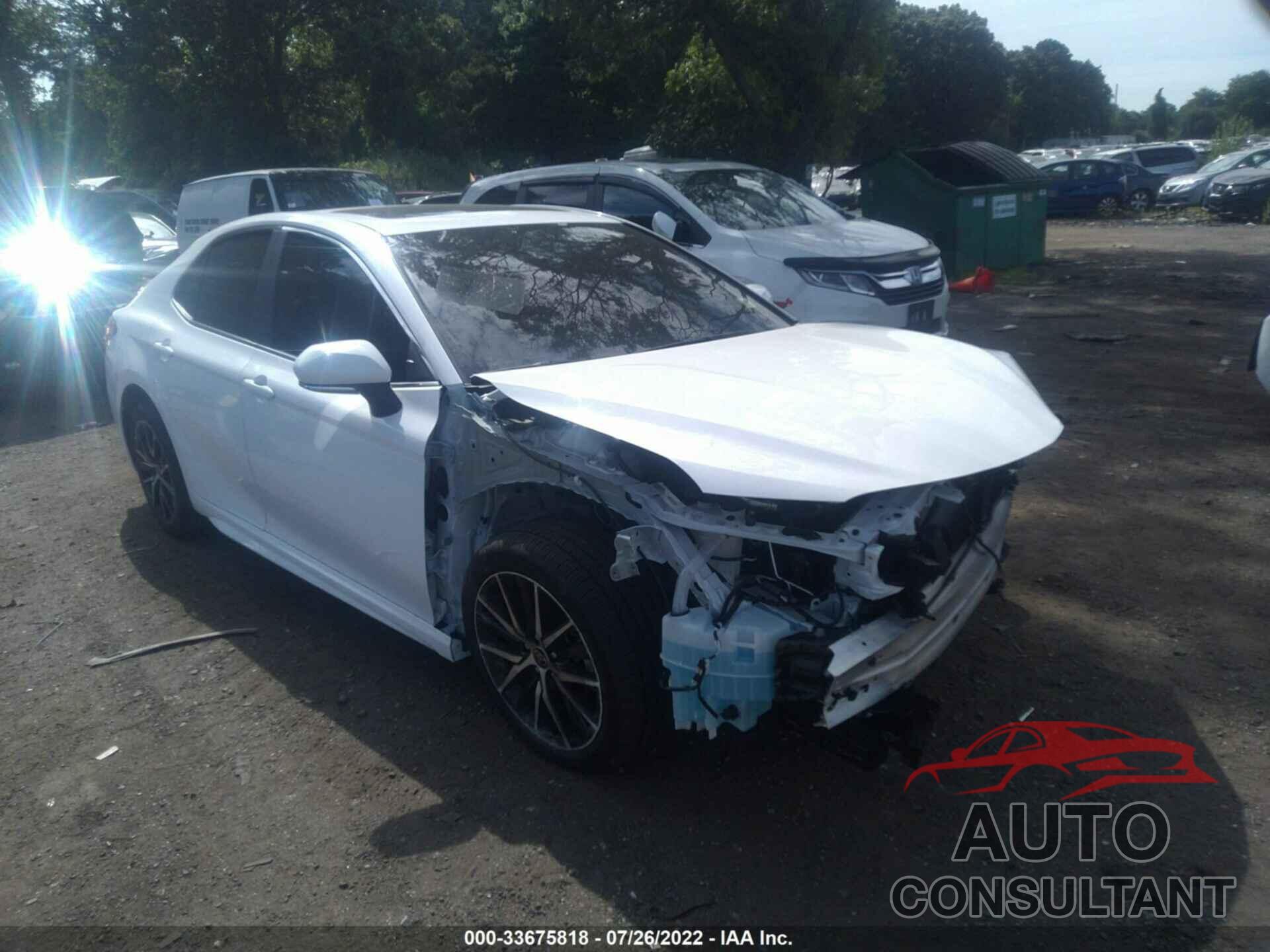 TOYOTA CAMRY 2022 - 4T1T11BK1NU060704