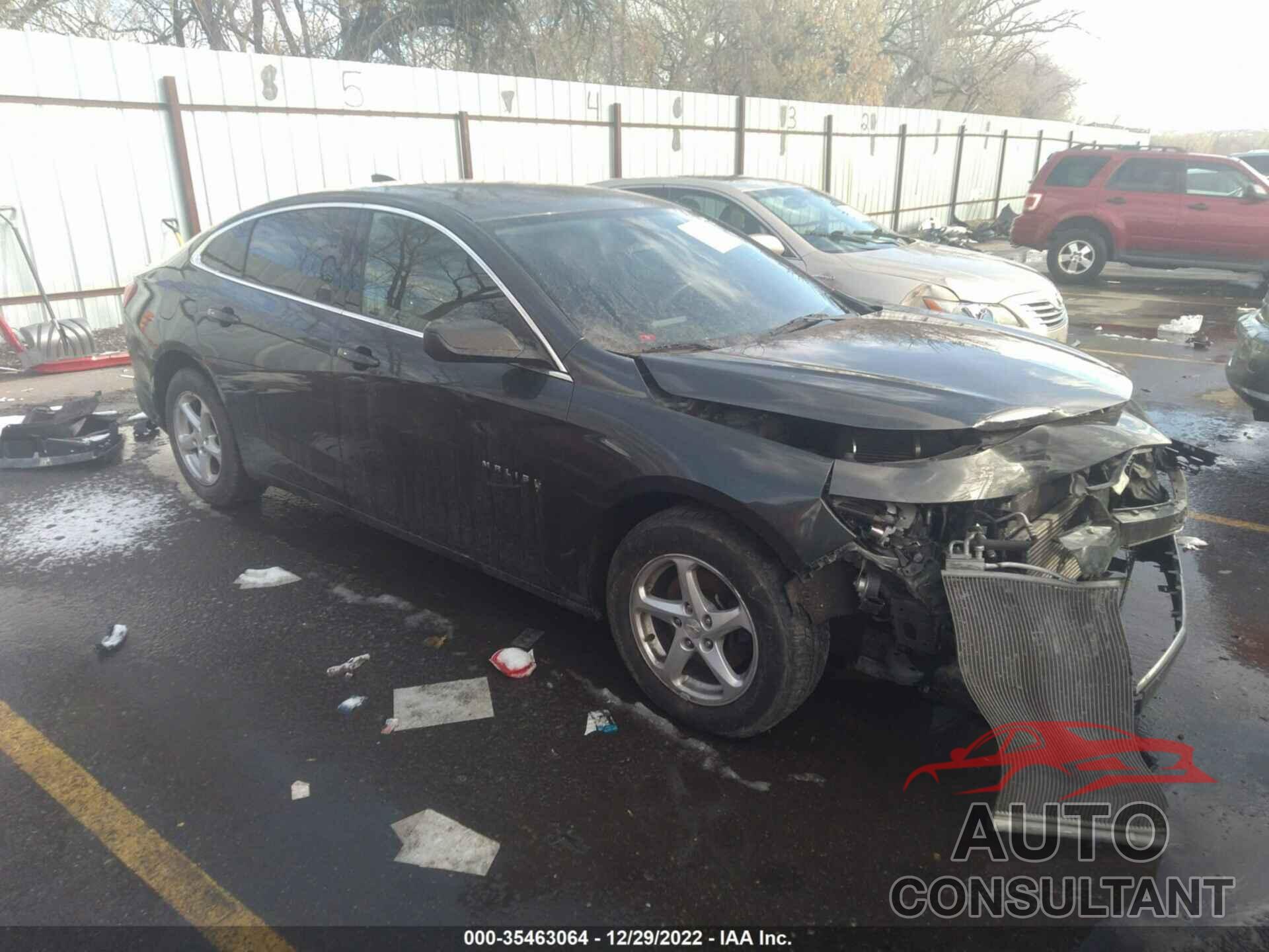 CHEVROLET MALIBU 2018 - 1G1ZB5ST1JF136179