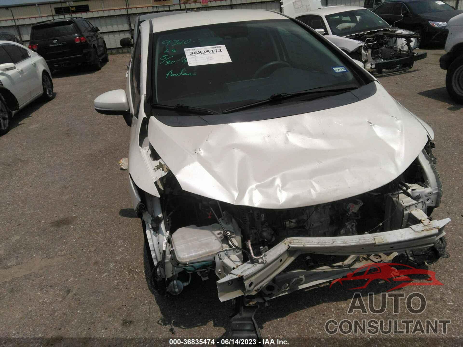 HONDA FIT 2017 - 3HGGK5H54HM705447