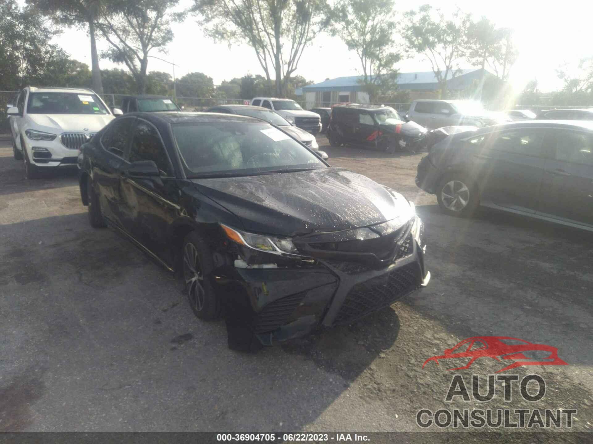 TOYOTA CAMRY 2020 - 4T1G11AK6LU309045