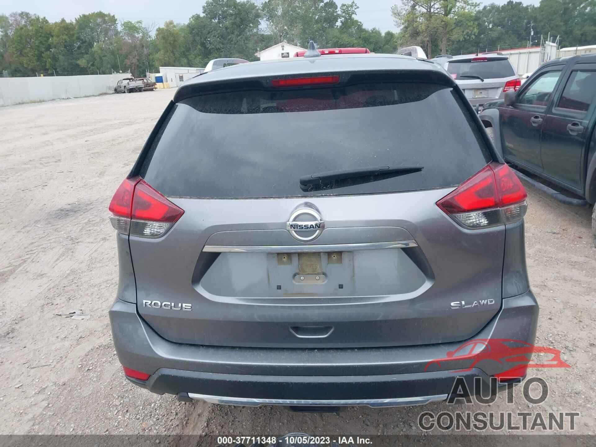 NISSAN ROGUE 2018 - JN8AT2MV2JW306133