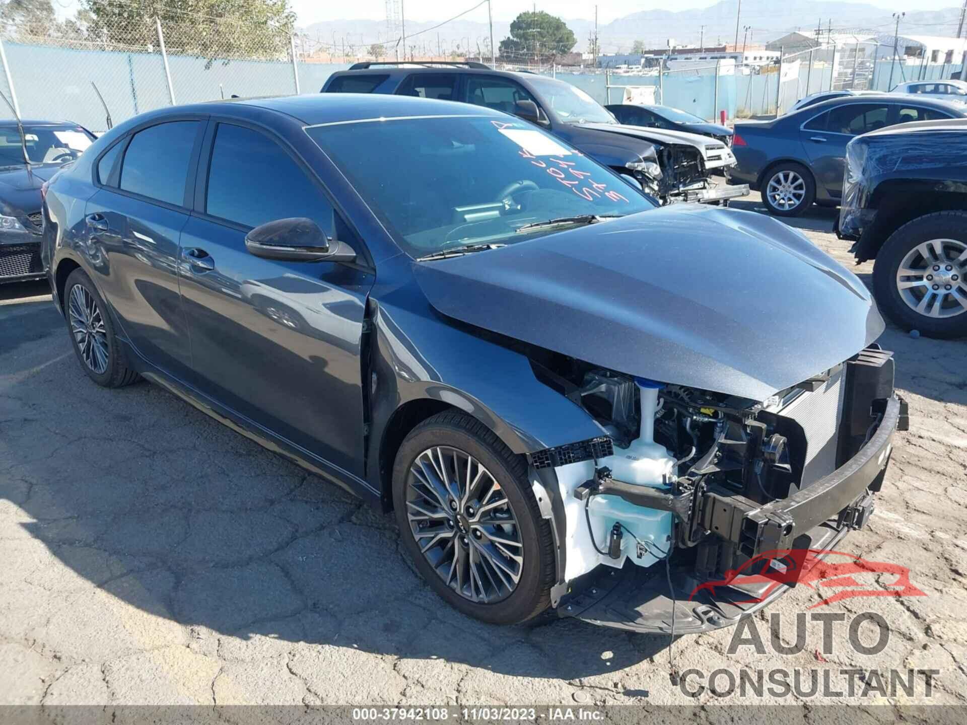 KIA FORTE 2023 - 3KPF54AD6PE688477