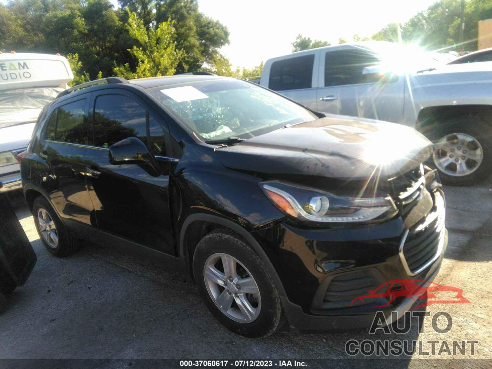 CHEVROLET TRAX 2018 - 3GNCJLSB1JL377278