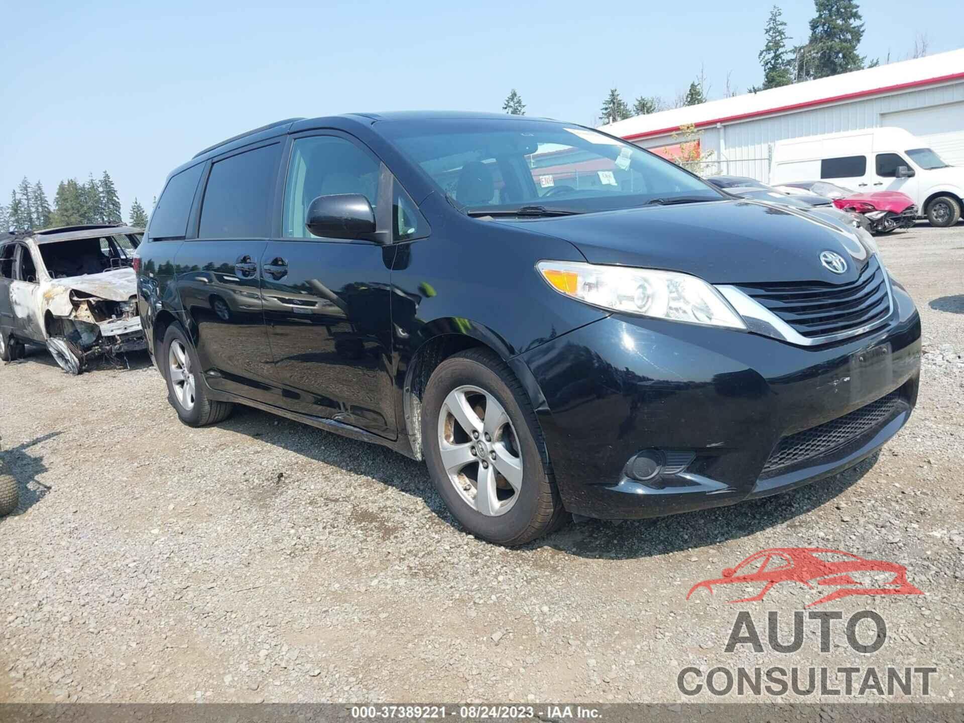 TOYOTA SIENNA 2017 - 5TDKZ3DC3HS801440