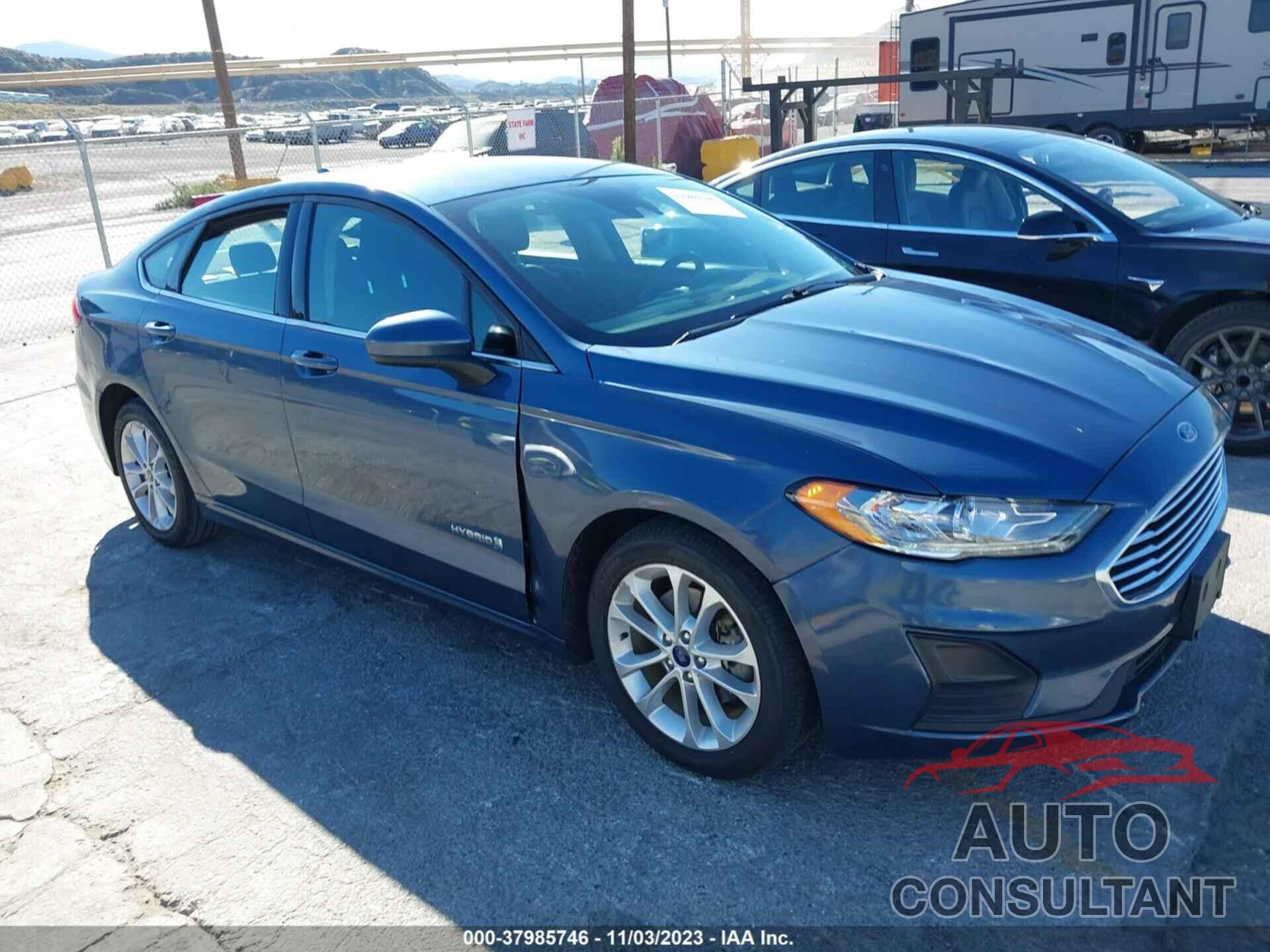 FORD FUSION HYBRID 2019 - 3FA6P0LU9KR174405