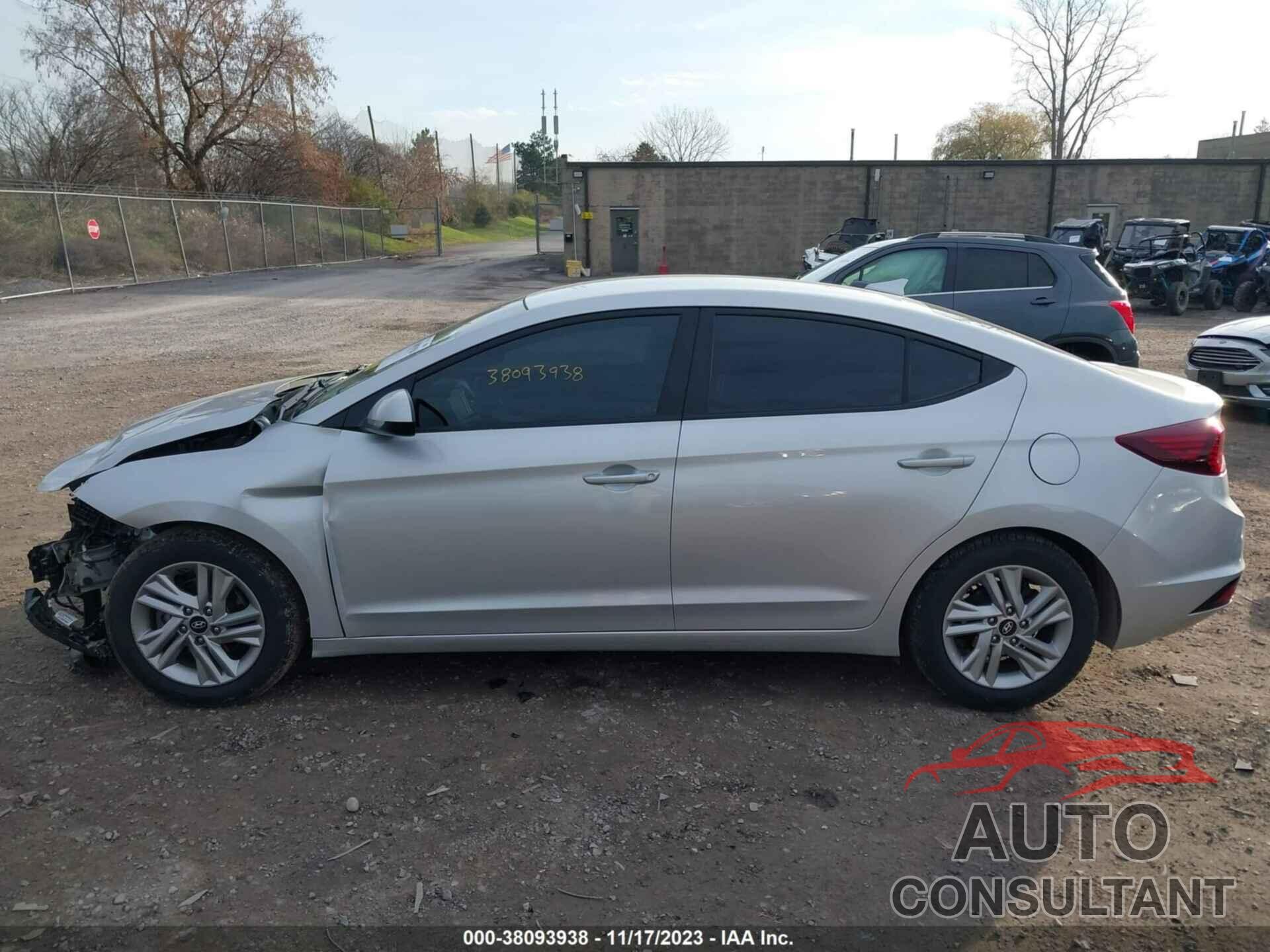 HYUNDAI ELANTRA 2020 - 5NPD84LF5LH538704