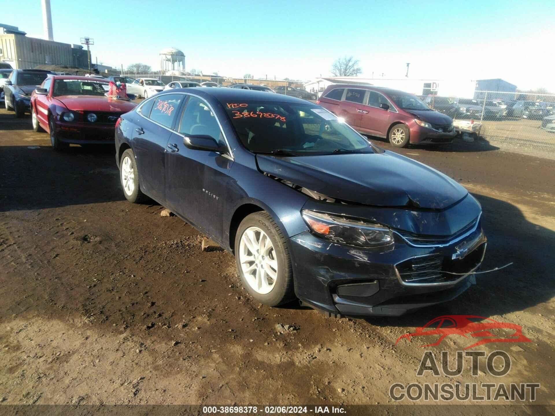 CHEVROLET MALIBU 2017 - 1G1ZE5ST9HF214550