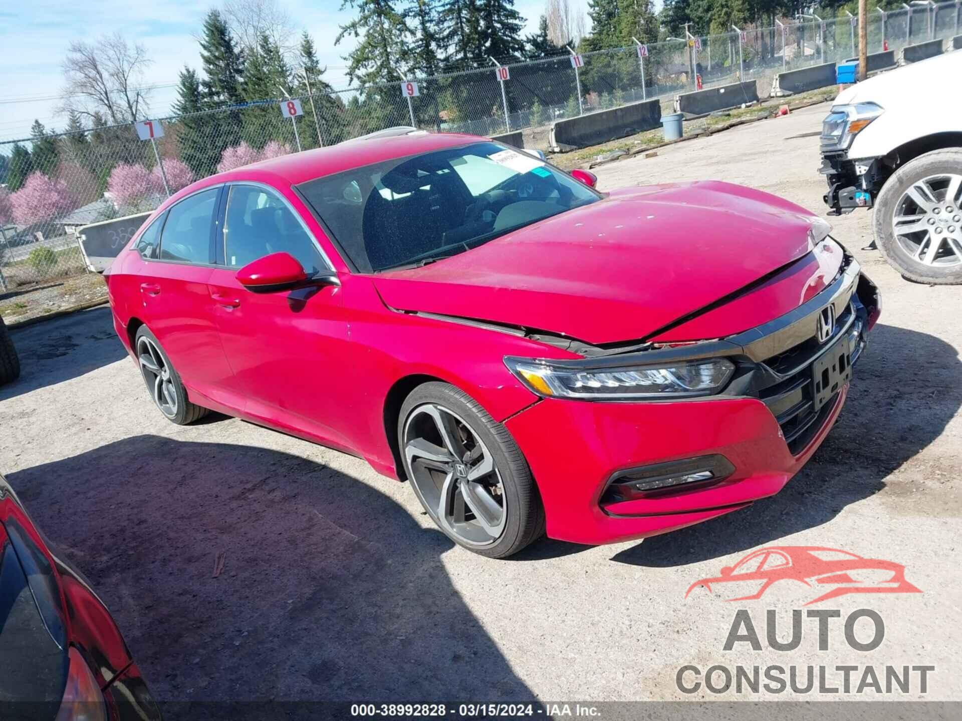 HONDA ACCORD 2018 - 1HGCV1F32JA065631