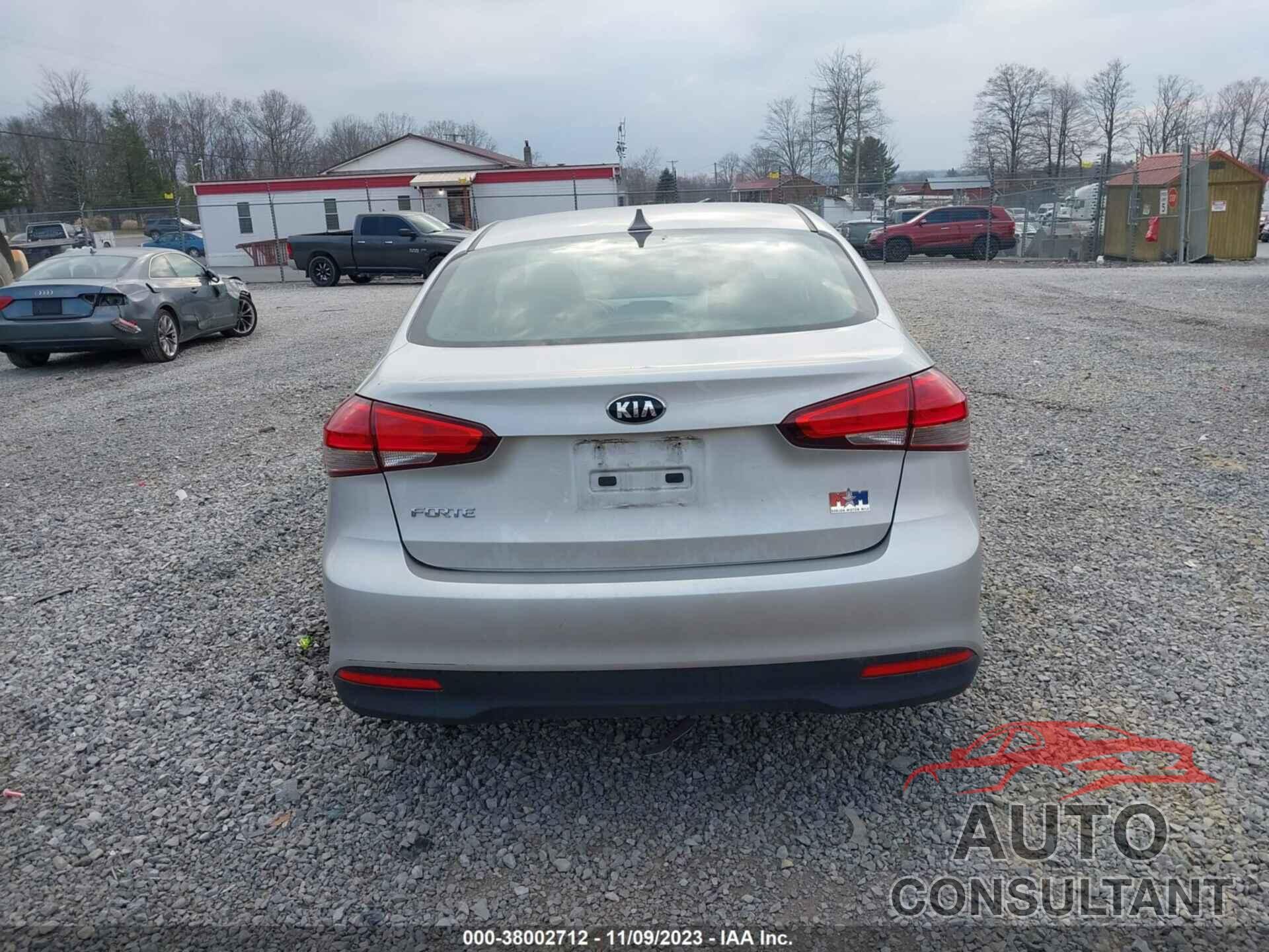 KIA FORTE 2018 - 3KPFK4A74JE216000