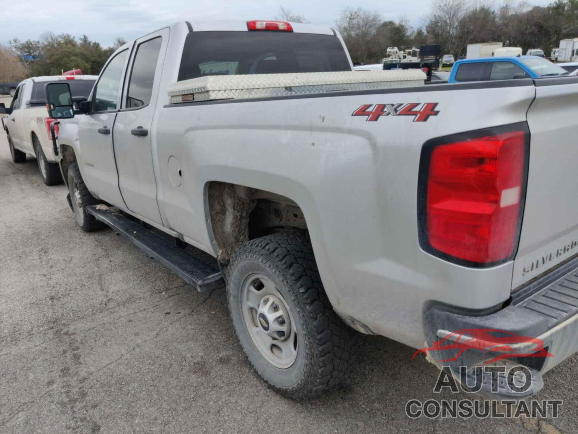 CHEVROLET SILVERADO 2019 - 2GC2KREG5K1166373