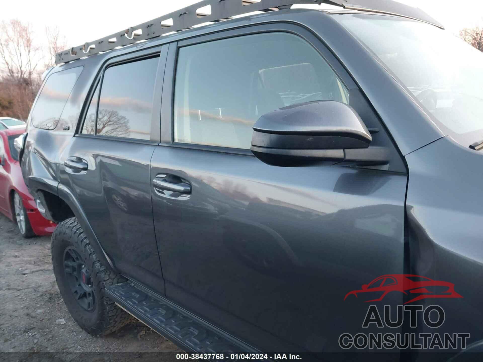 TOYOTA 4RUNNER 2018 - JTEBU5JR7J5550397