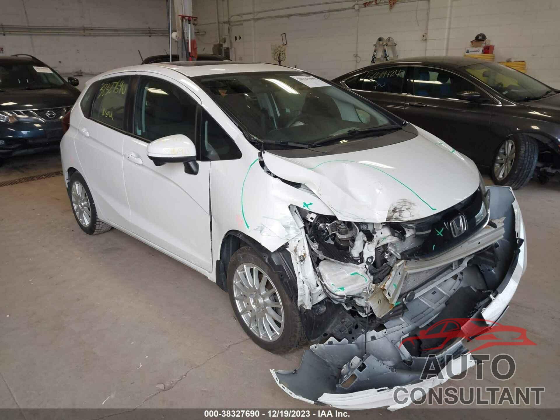 HONDA FIT 2017 - 3HGGK5G76HM711348