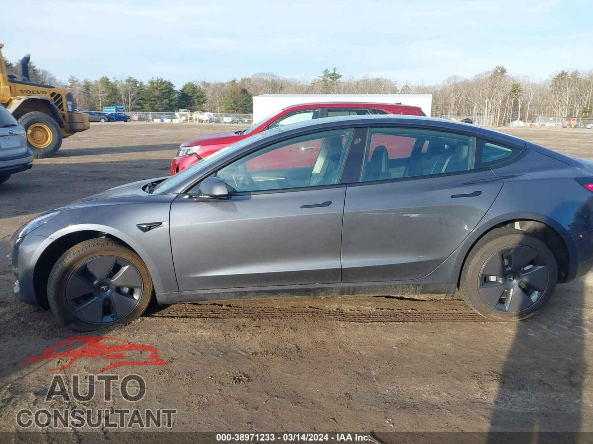 TESLA MODEL 3 2023 - 5YJ3E1EA2PF684034